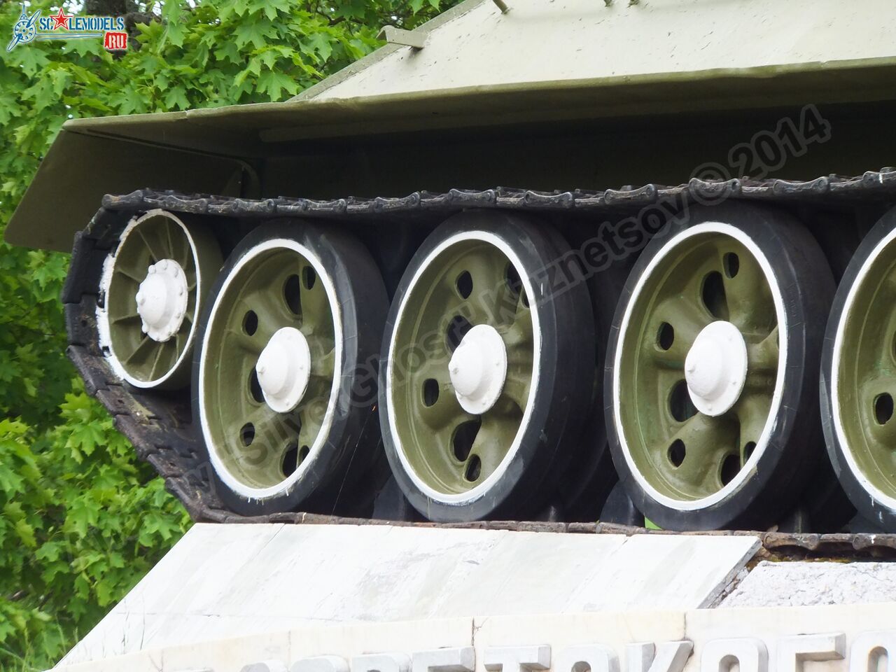 T-34-85_Yartsevo_0067.jpg