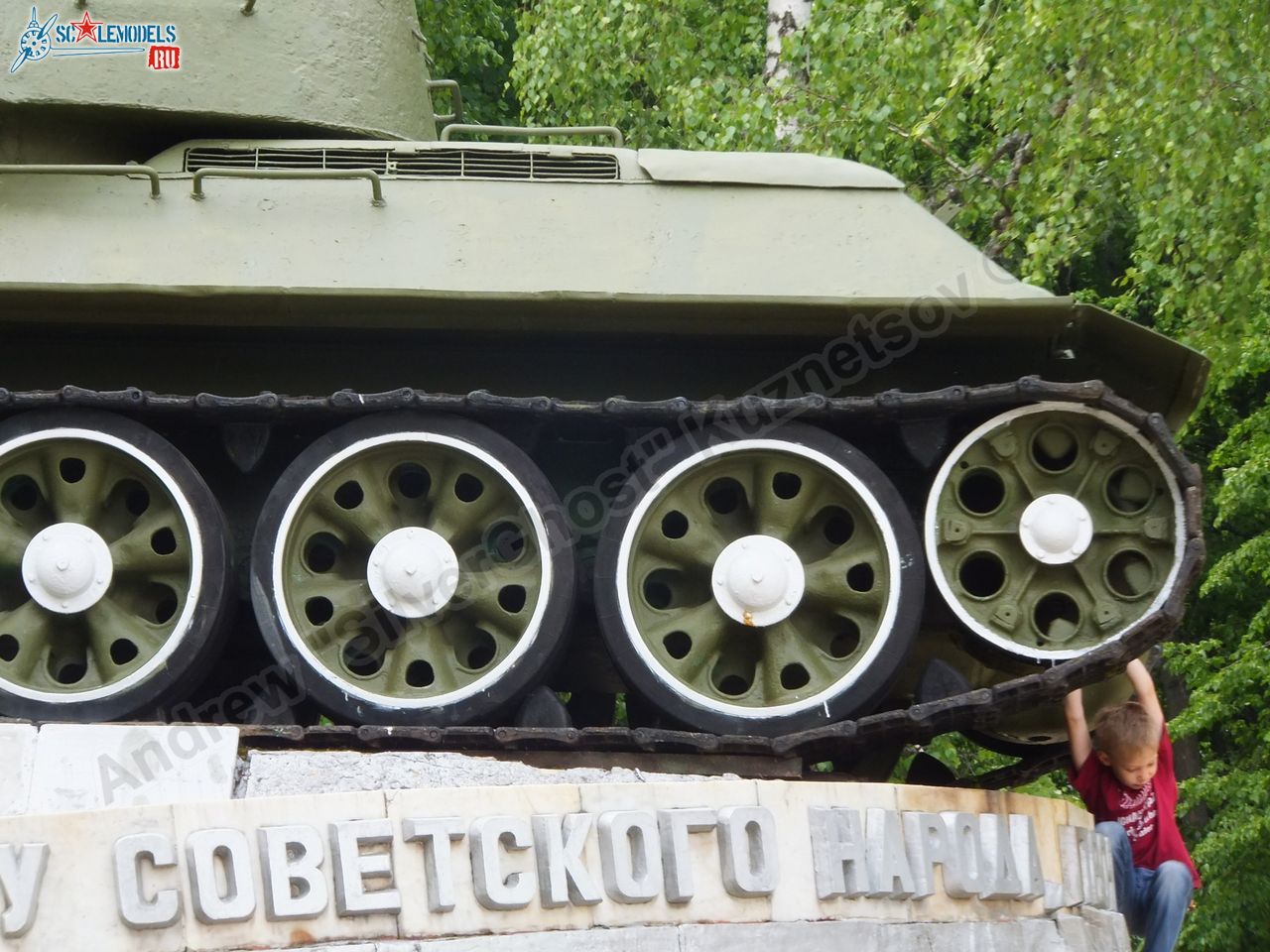 T-34-85_Yartsevo_0076.jpg