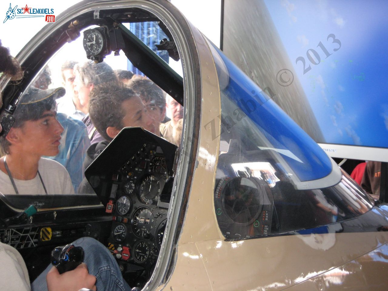 Mirage III Cockpit_1.JPG