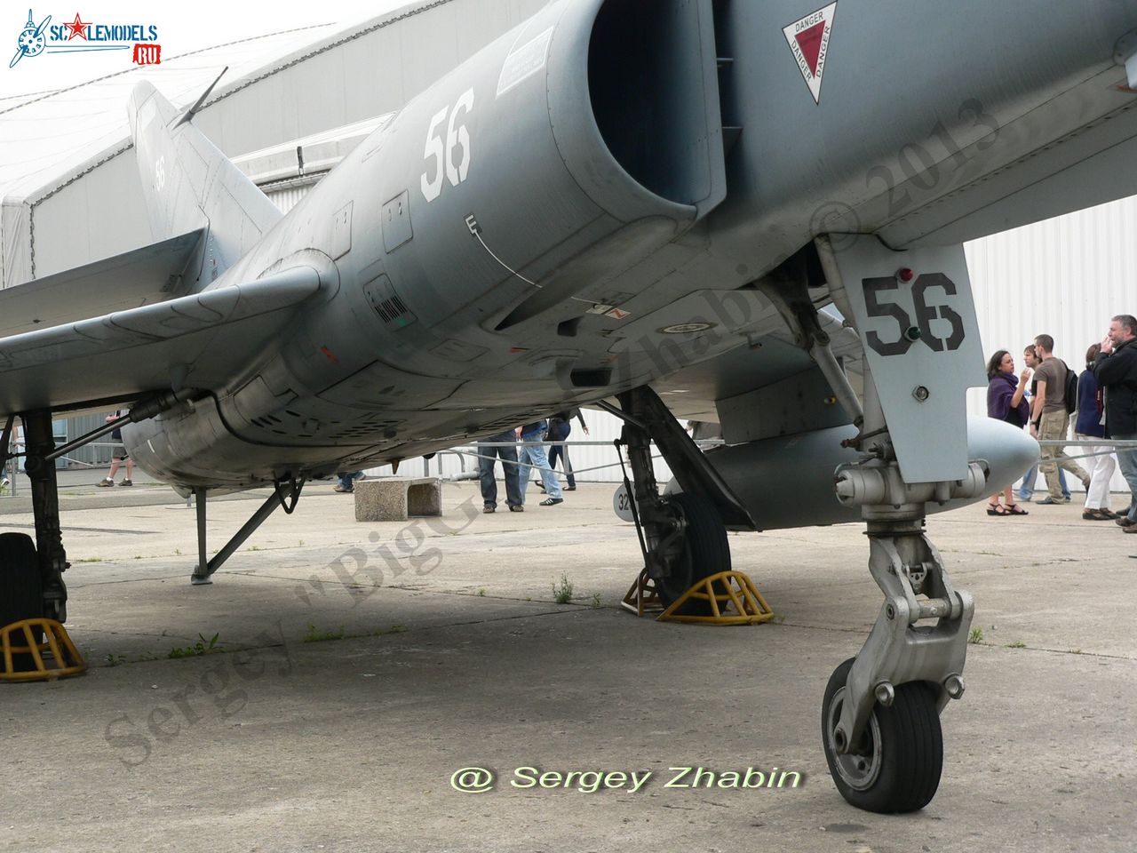 Etendard IVM (1).jpg