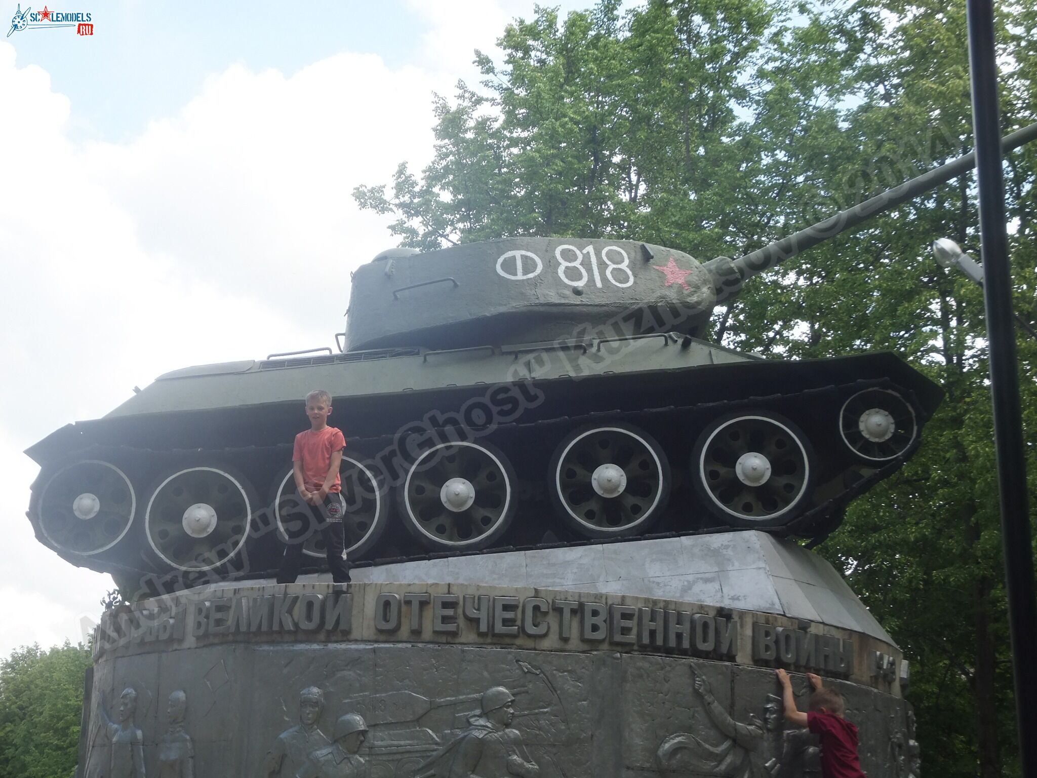 T-34-85_Yartsevo_0014.jpg