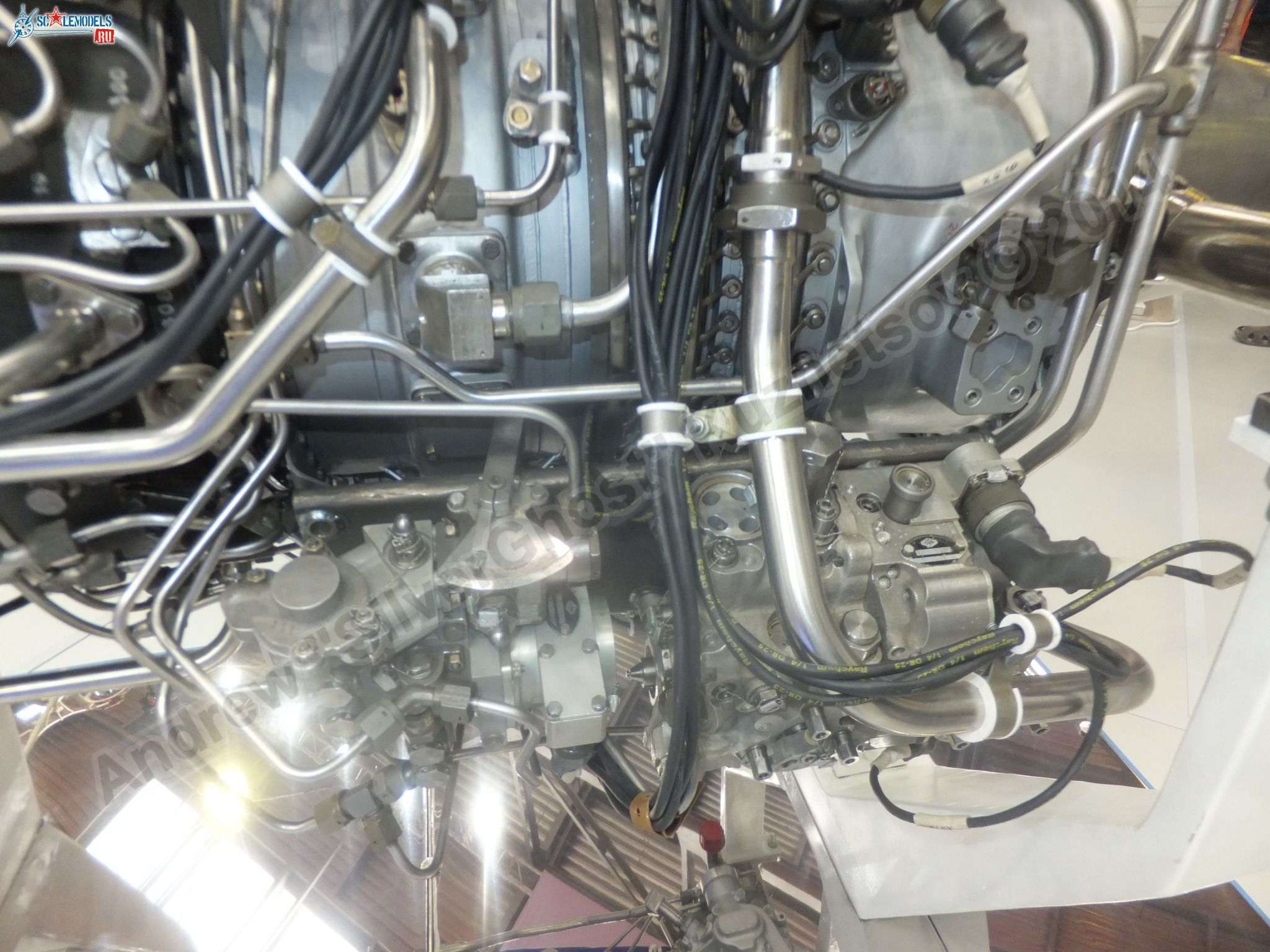 MS-14VK_engine_0020.jpg