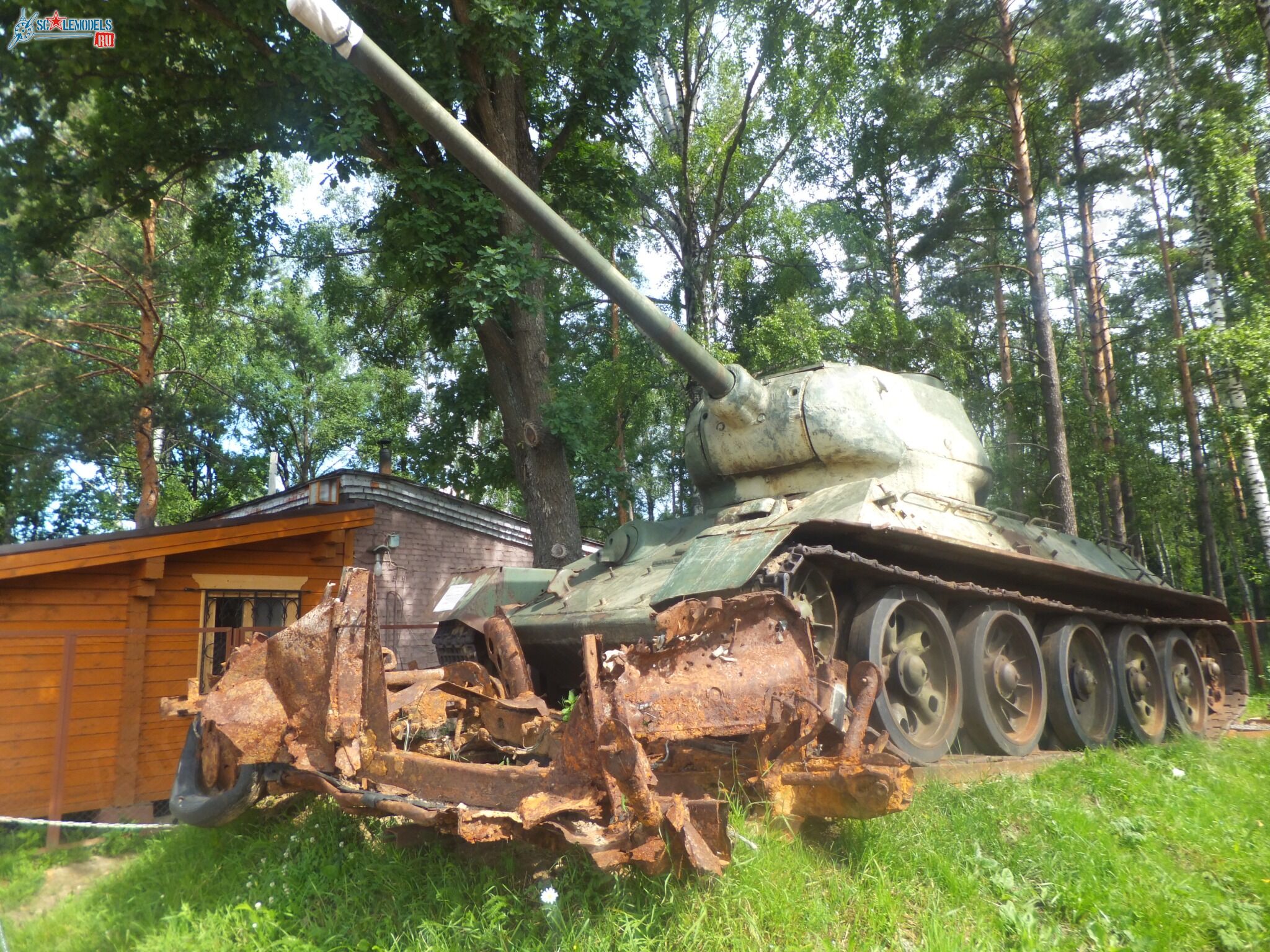 T-34-85_0000.jpg