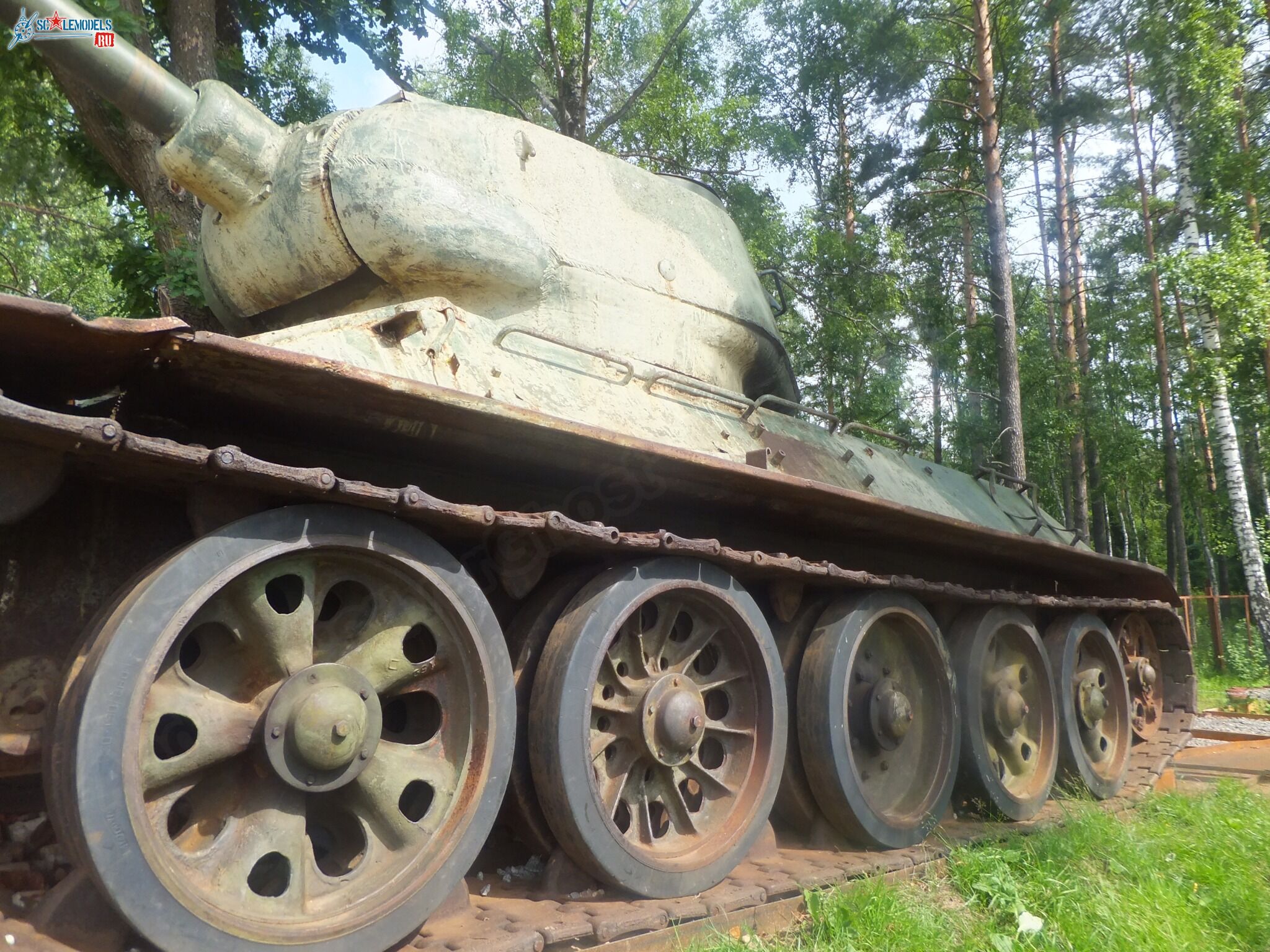T-34-85_0010.jpg