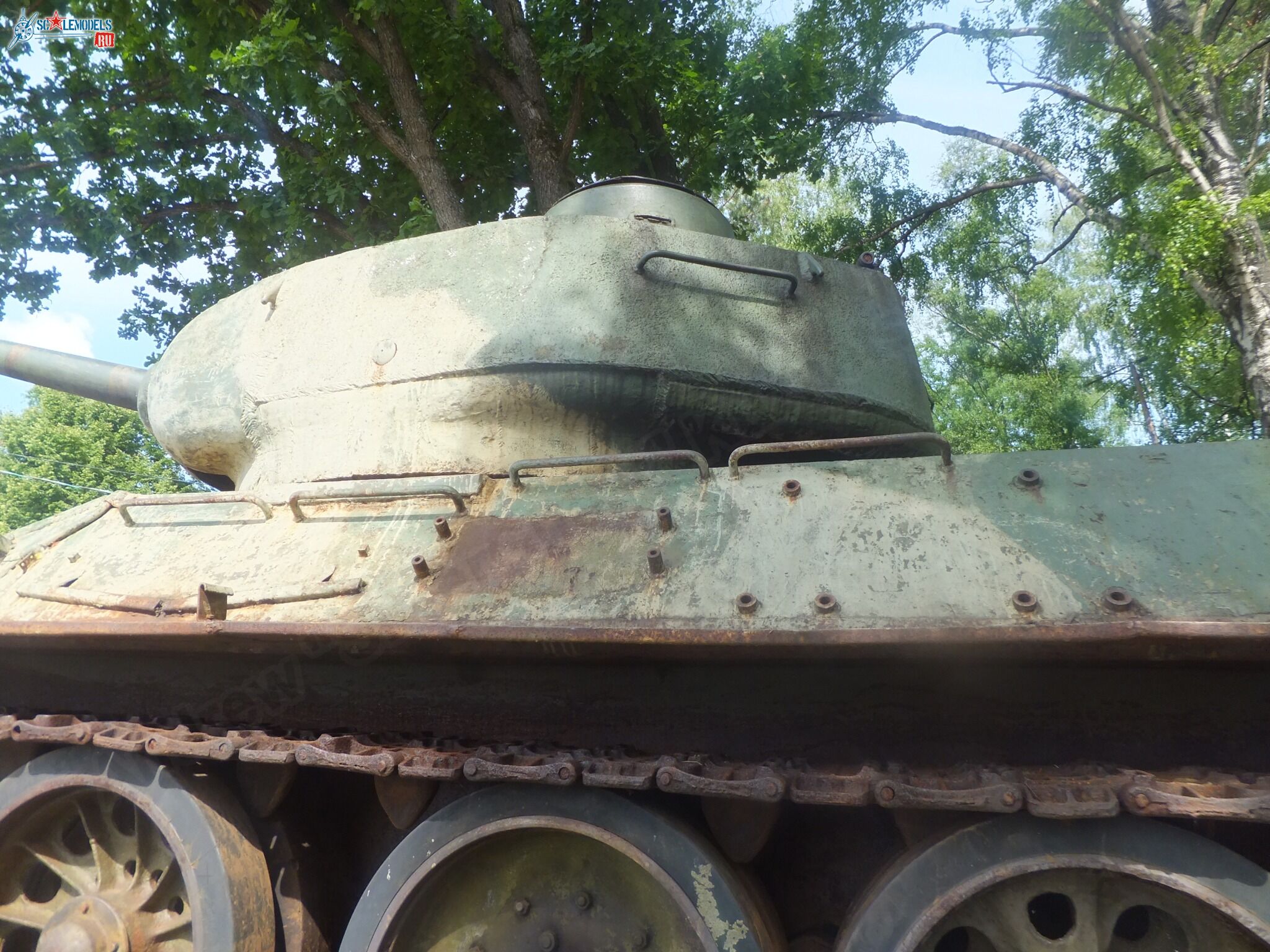 T-34-85_0015.jpg