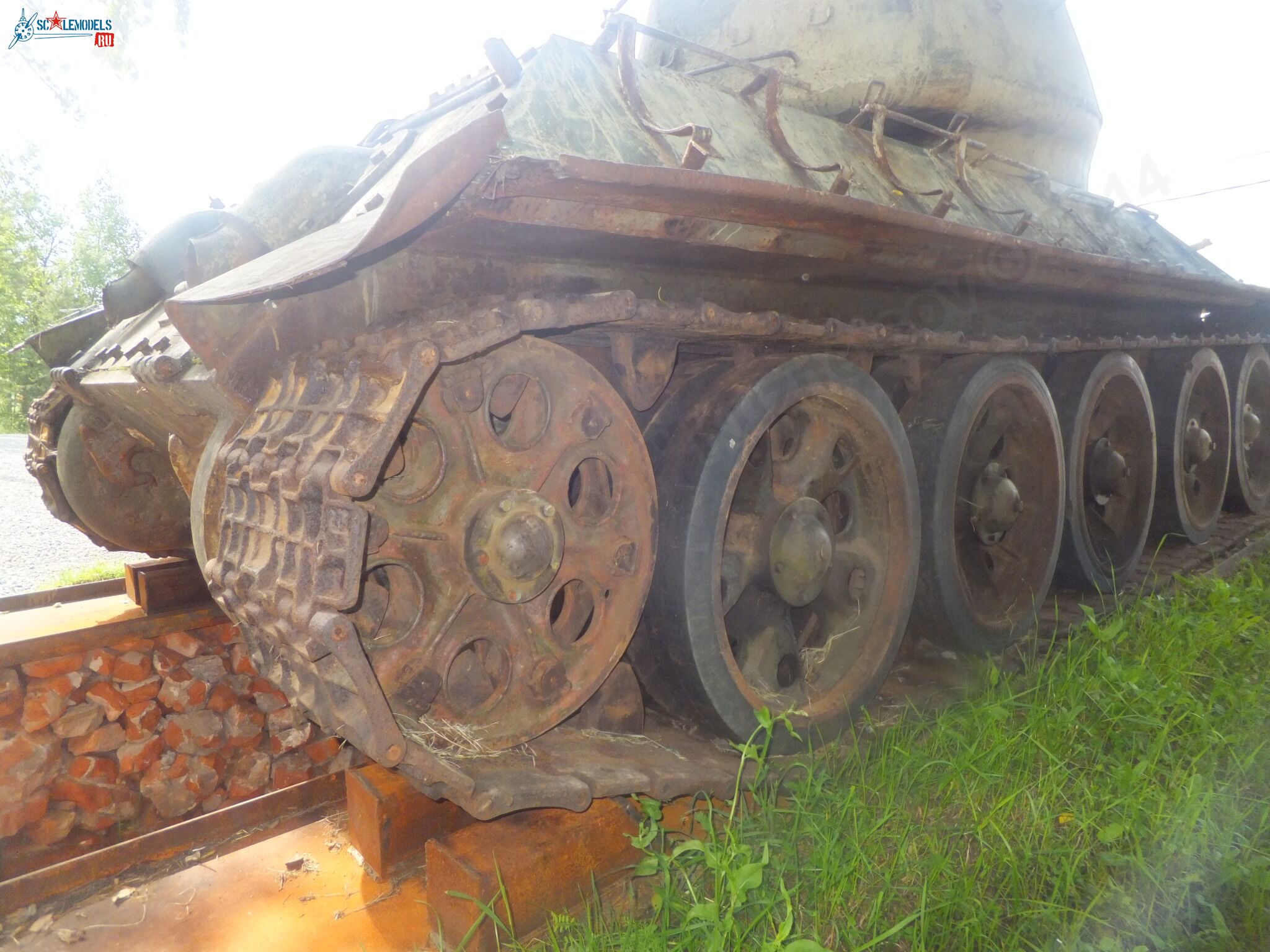 T-34-85_0032.jpg