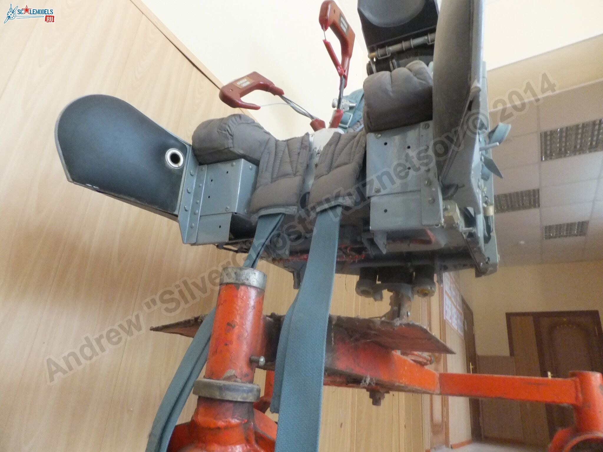 L-39_Ejection_seat_0030.jpg