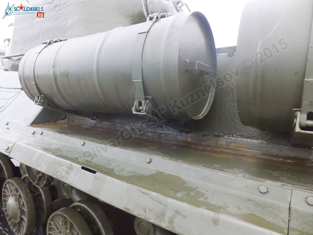 IS-2_0047.jpg