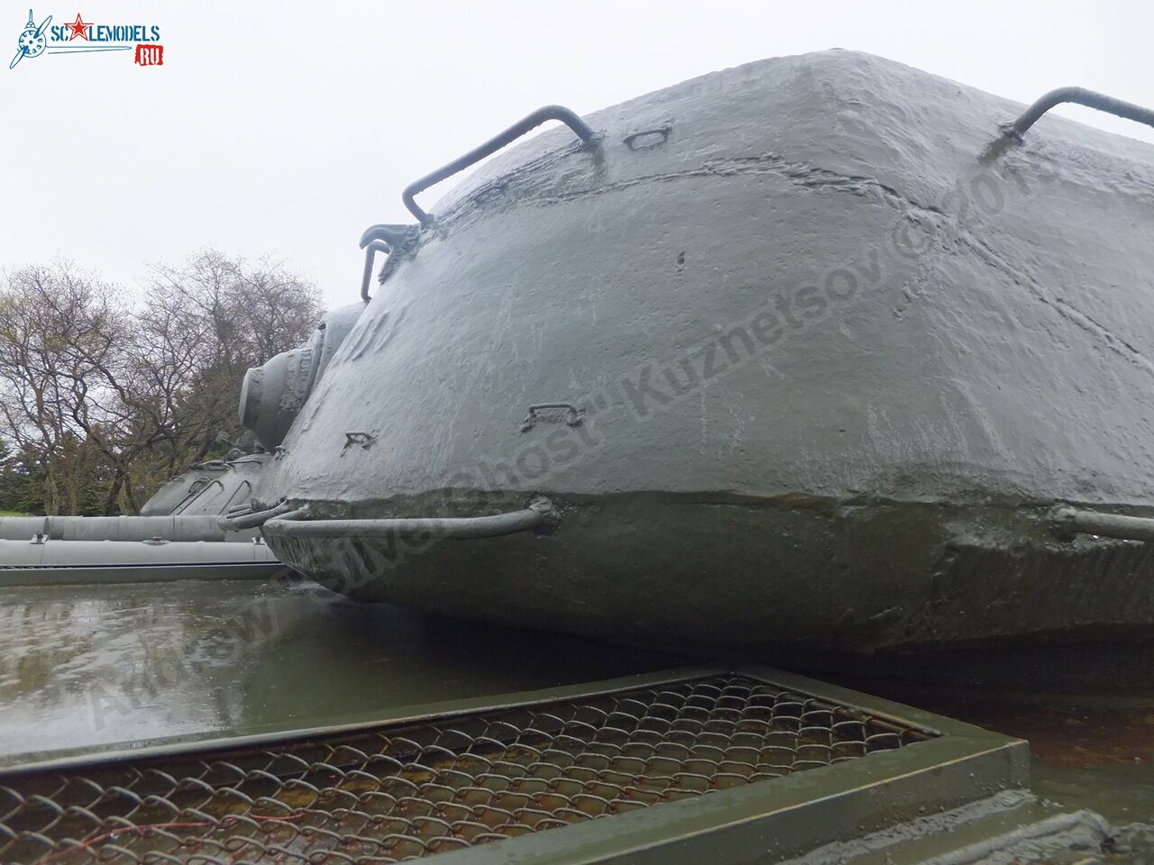 IS-2_0107.jpg