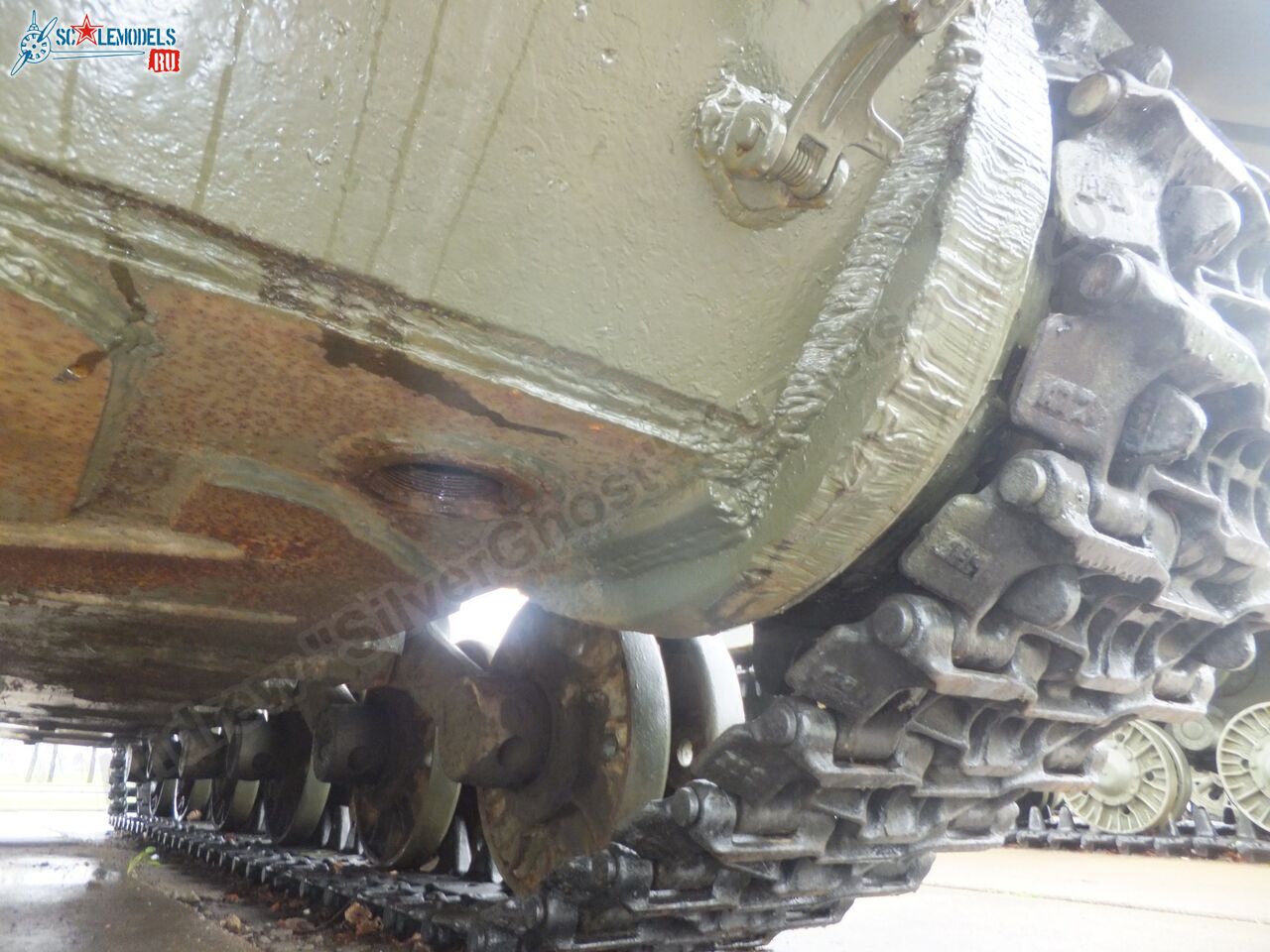 IS-2_0124.jpg