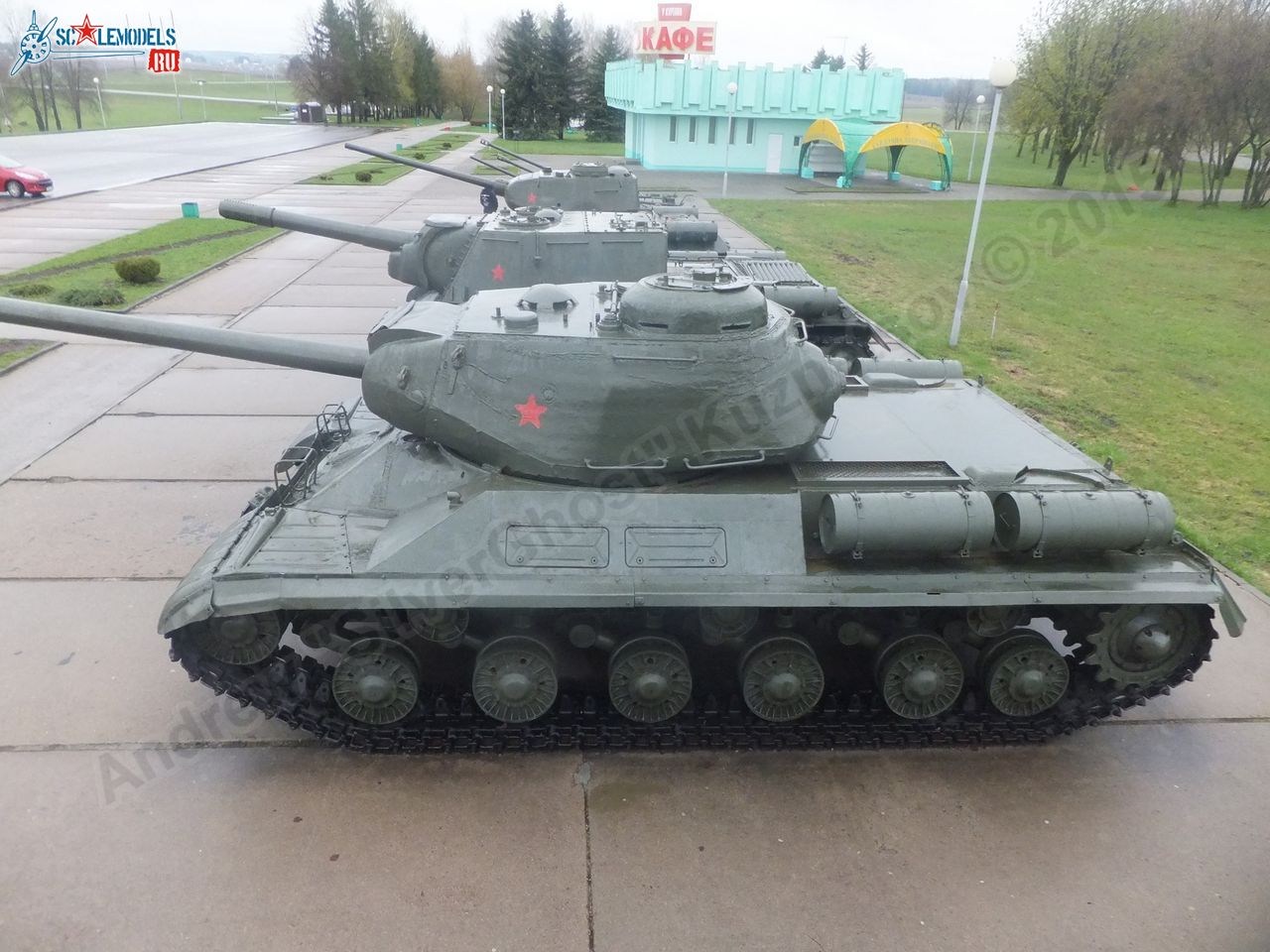 IS-2_0190.jpg