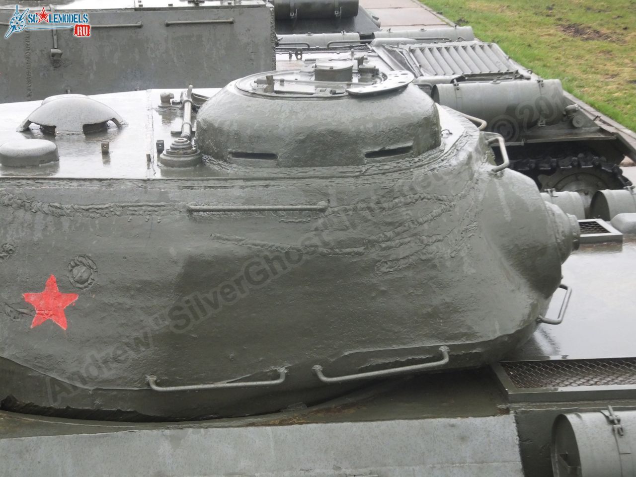 IS-2_0192.jpg