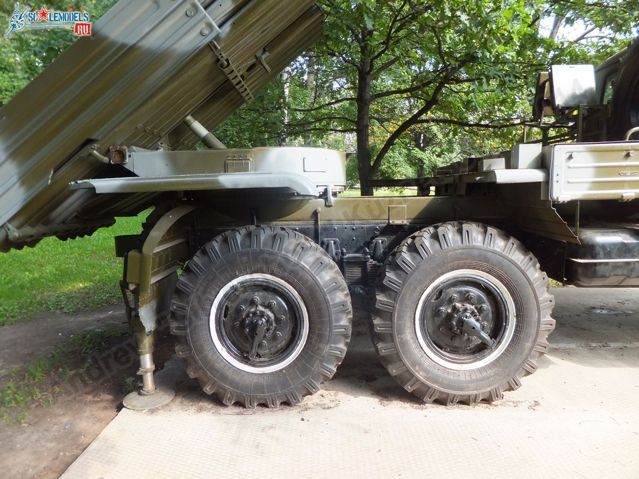 BM-21_0076.jpg