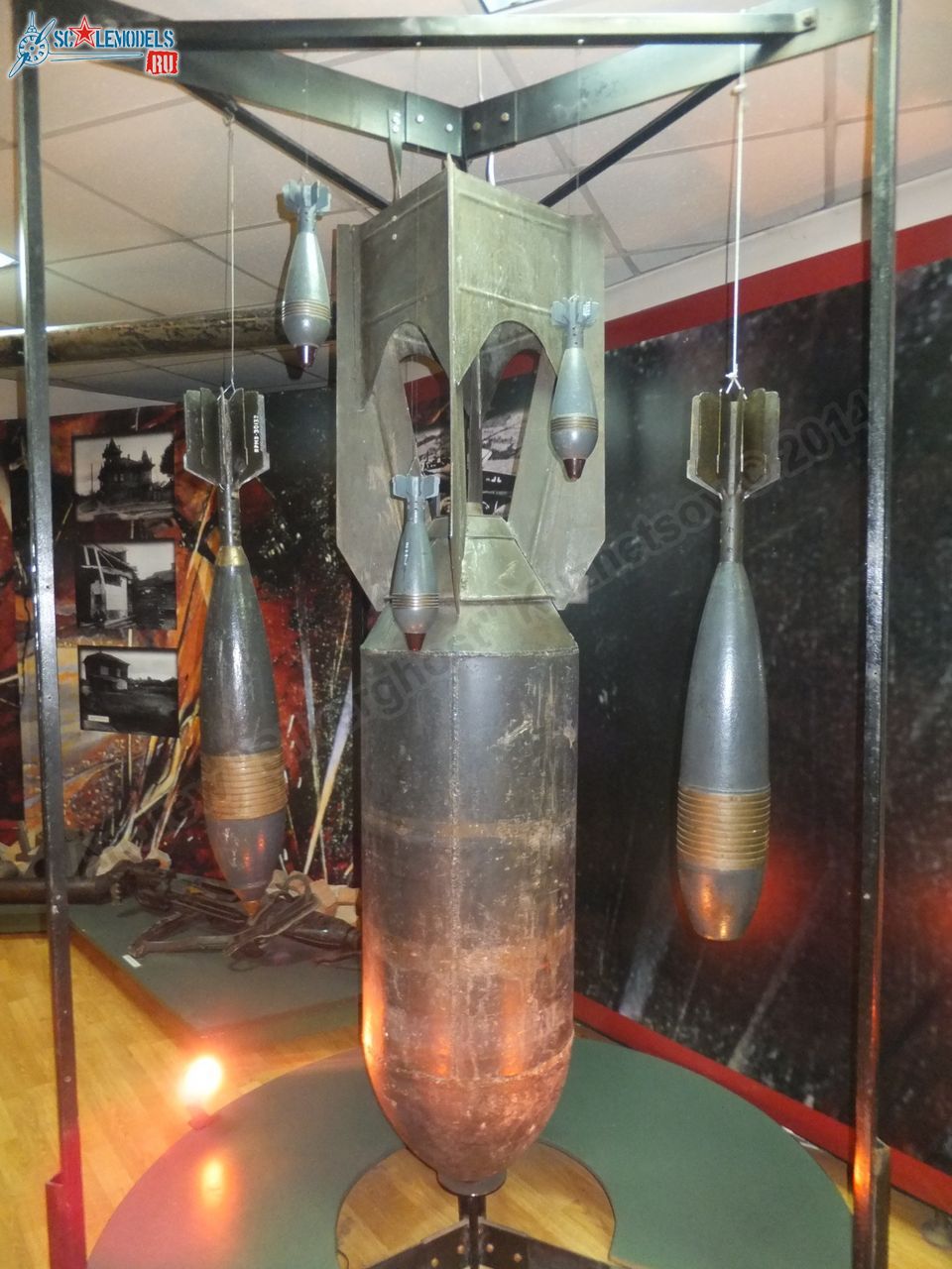 Soviet_bomb_0000.jpg