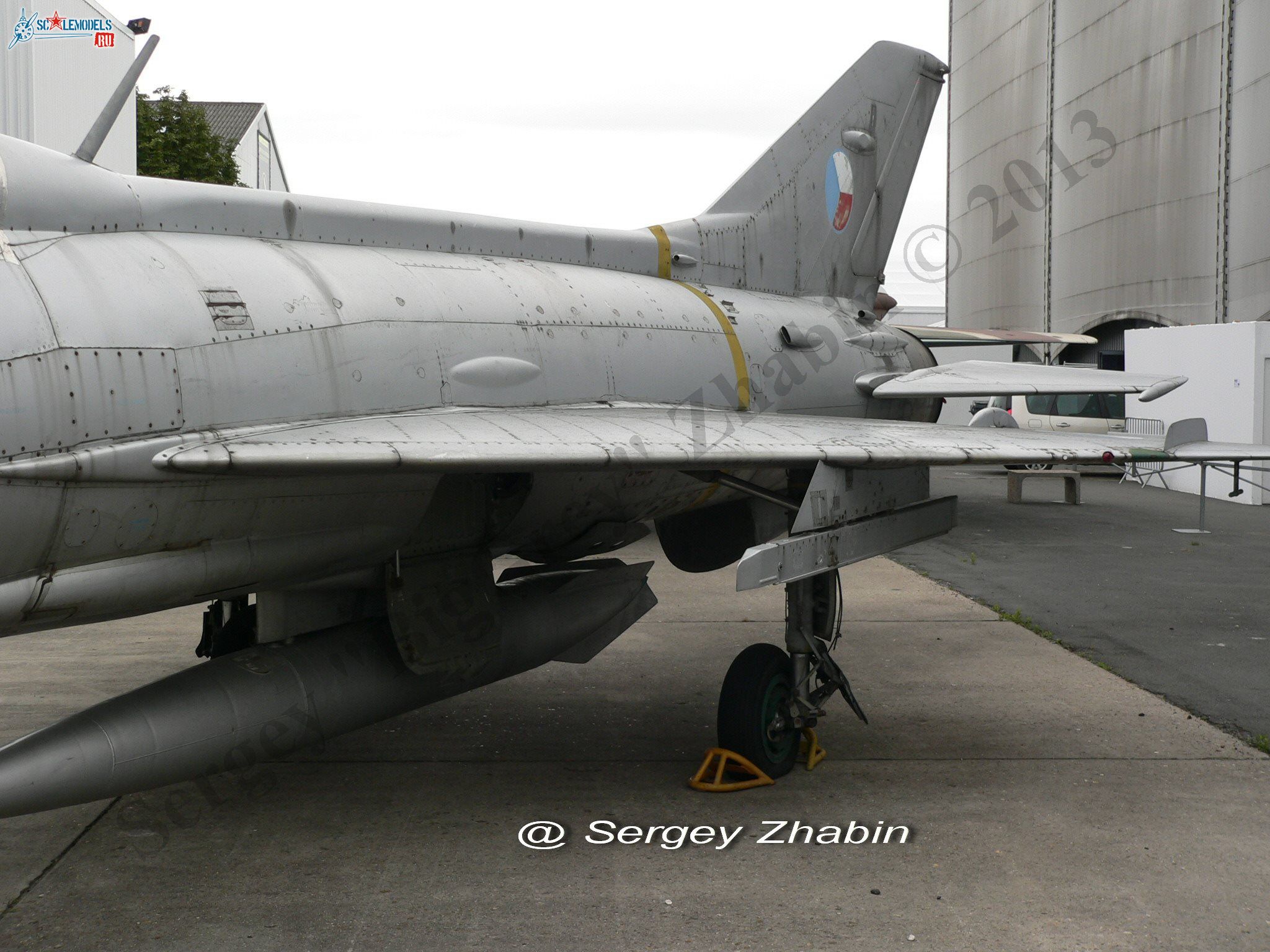 MiG-21F-13_28.jpg