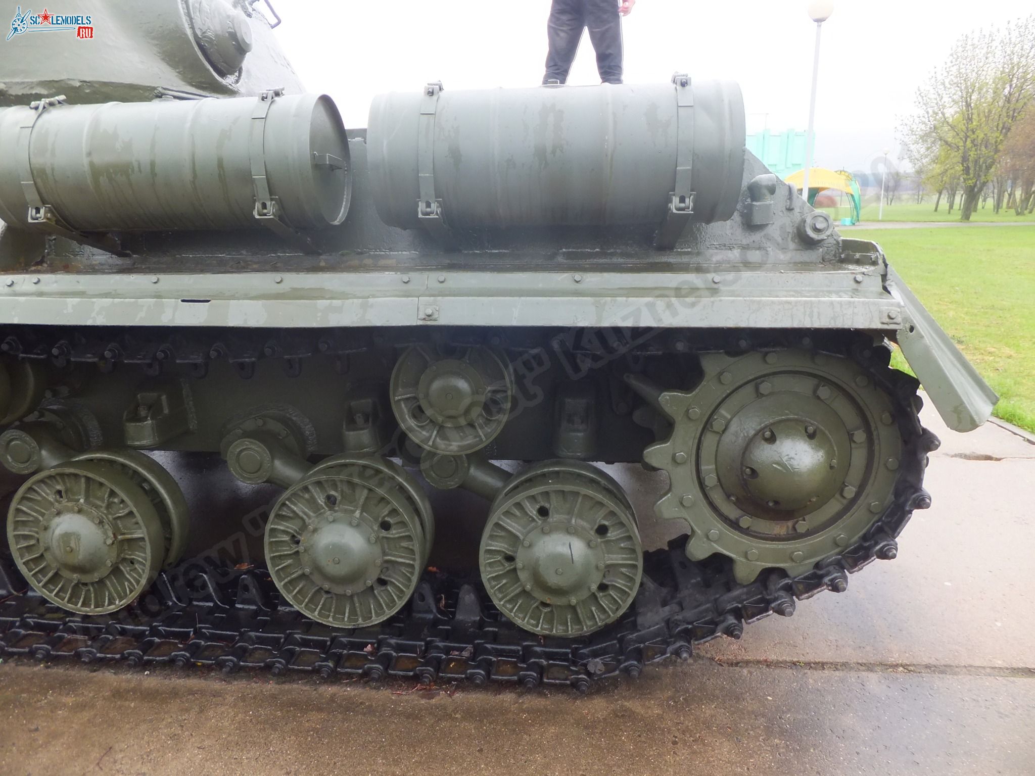 IS-2_0021.jpg