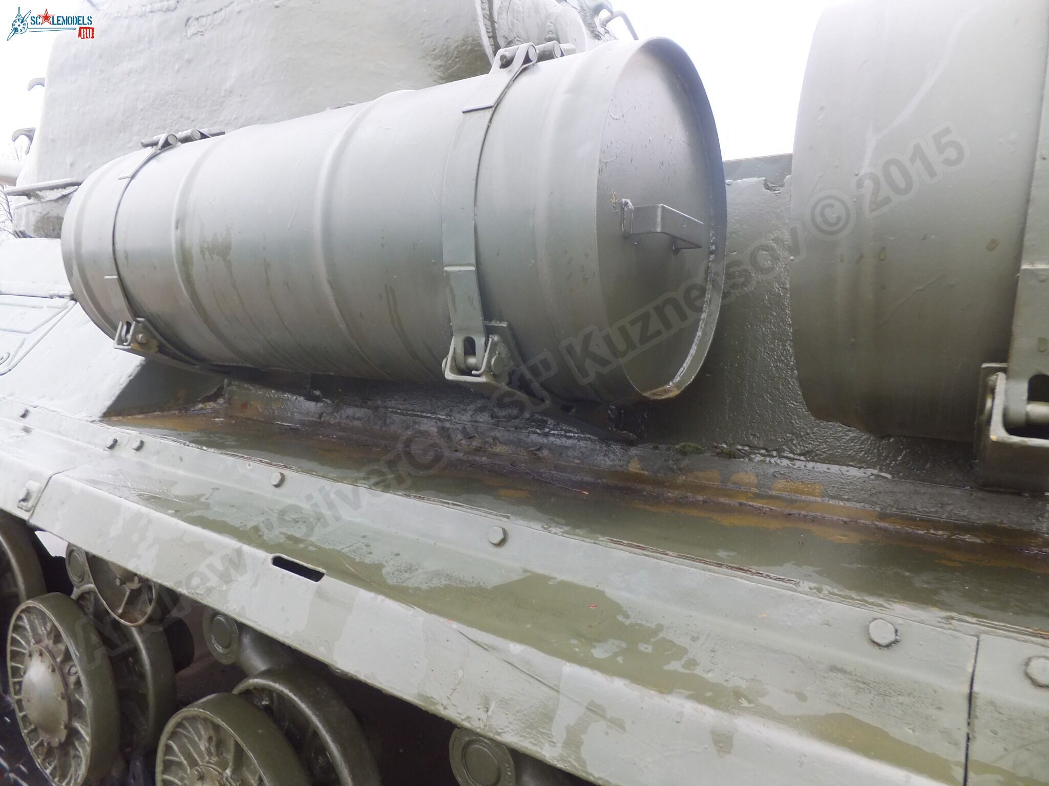 IS-2_0047.jpg