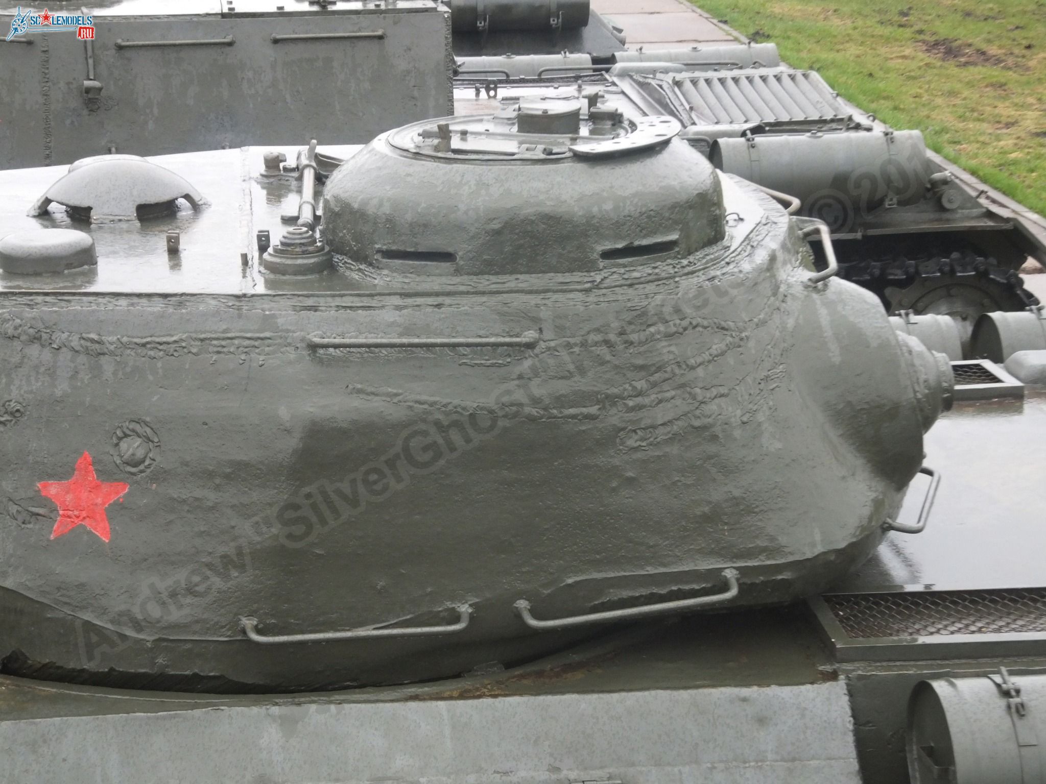 IS-2_0192.jpg