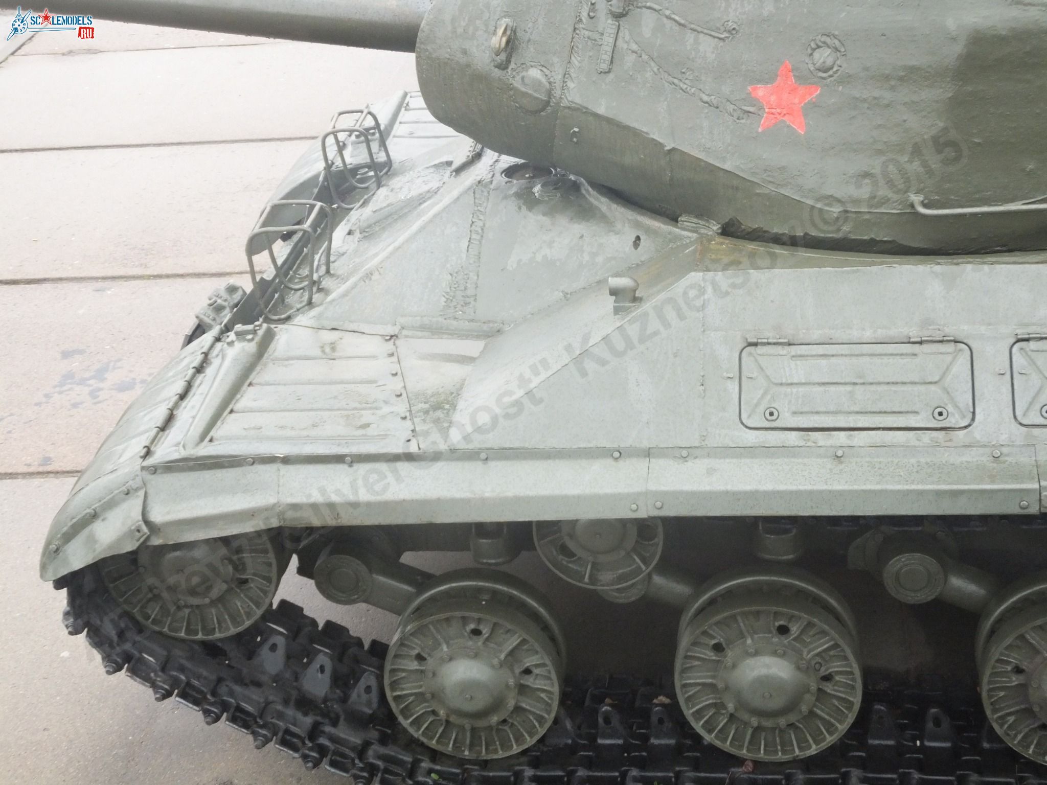 IS-2_0194.jpg