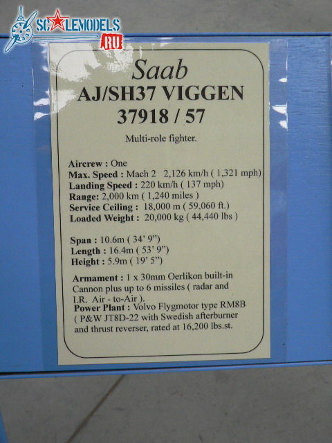Saab AJSH37 Viggen (2).jpg