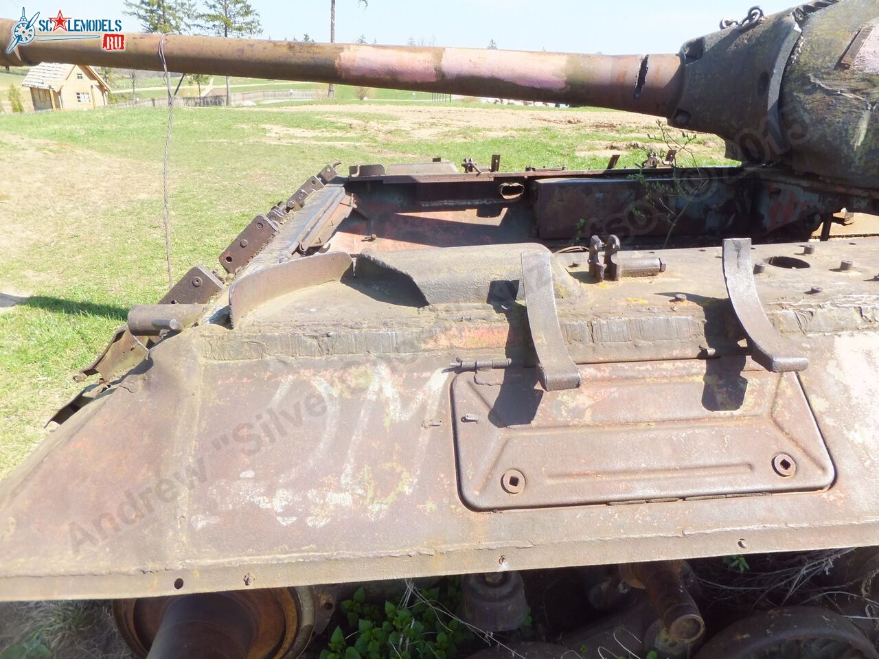 Damaged_IS-3_0017.jpg