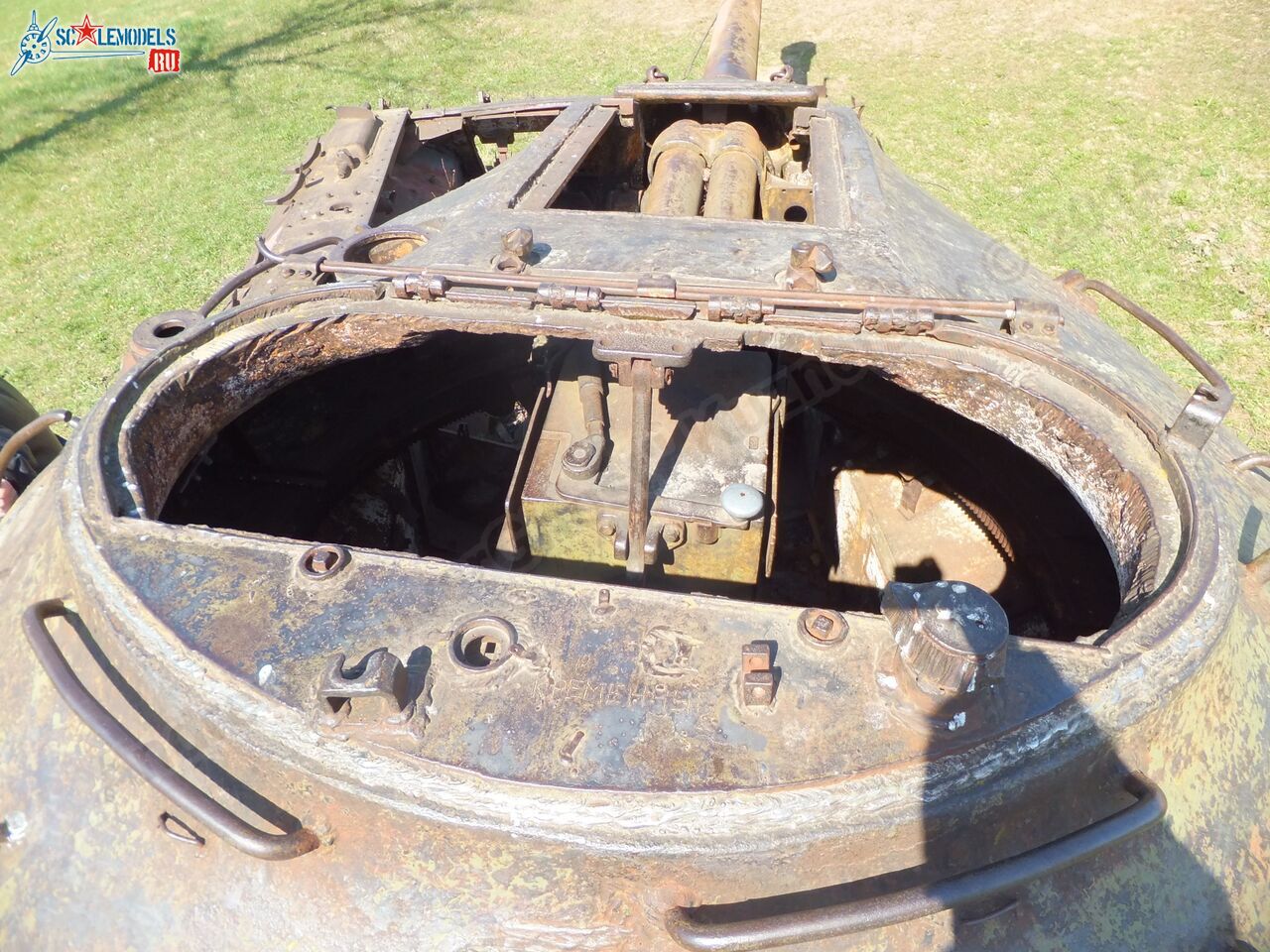 Damaged_IS-3_0079.jpg