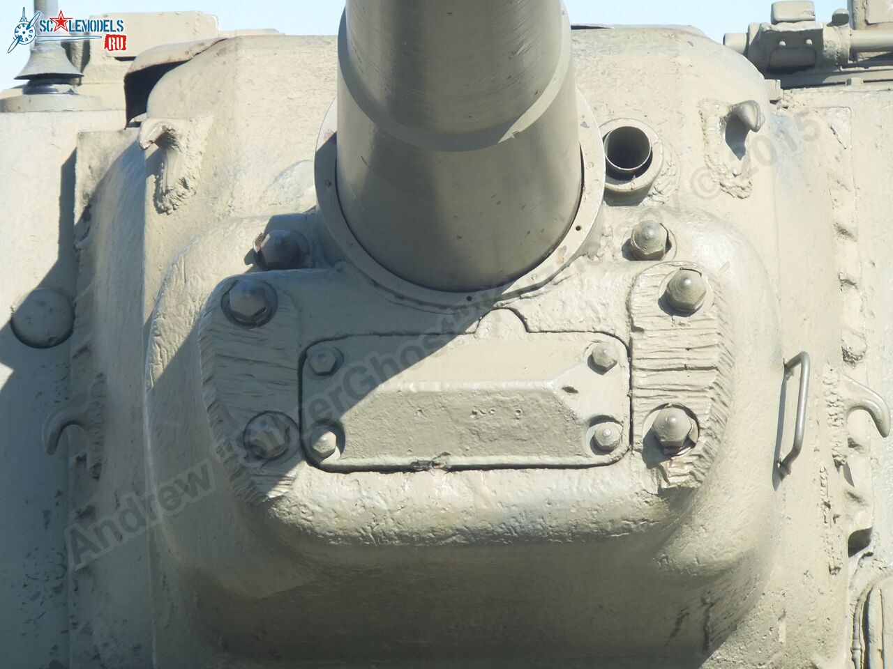 ISU-152_0008.jpg