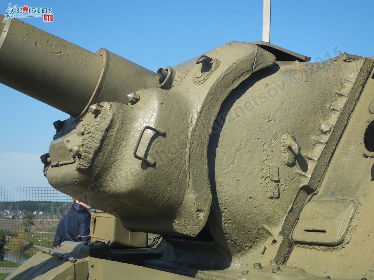 ISU-152_0016.jpg