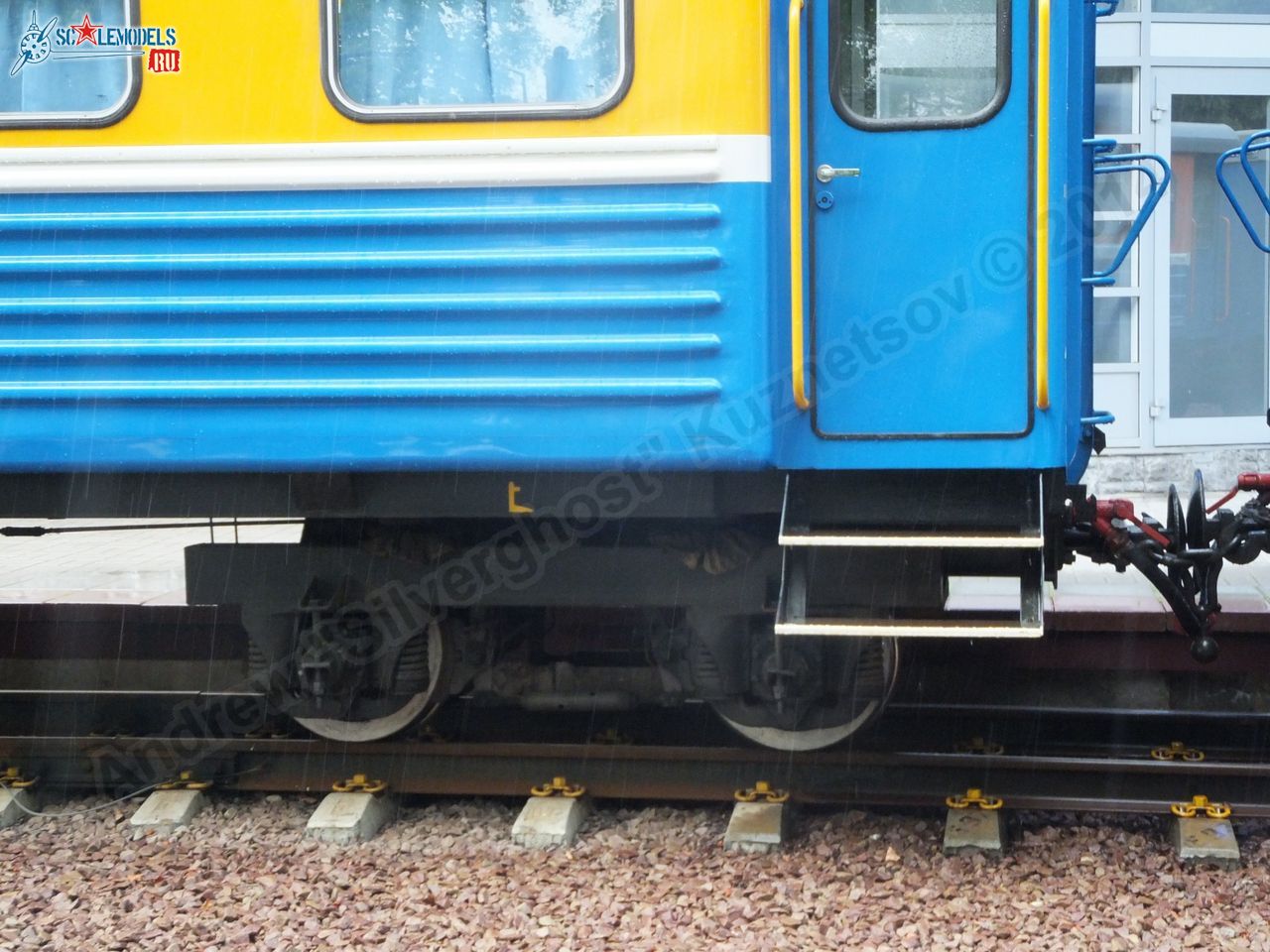 Children_railway_train_0014.jpg