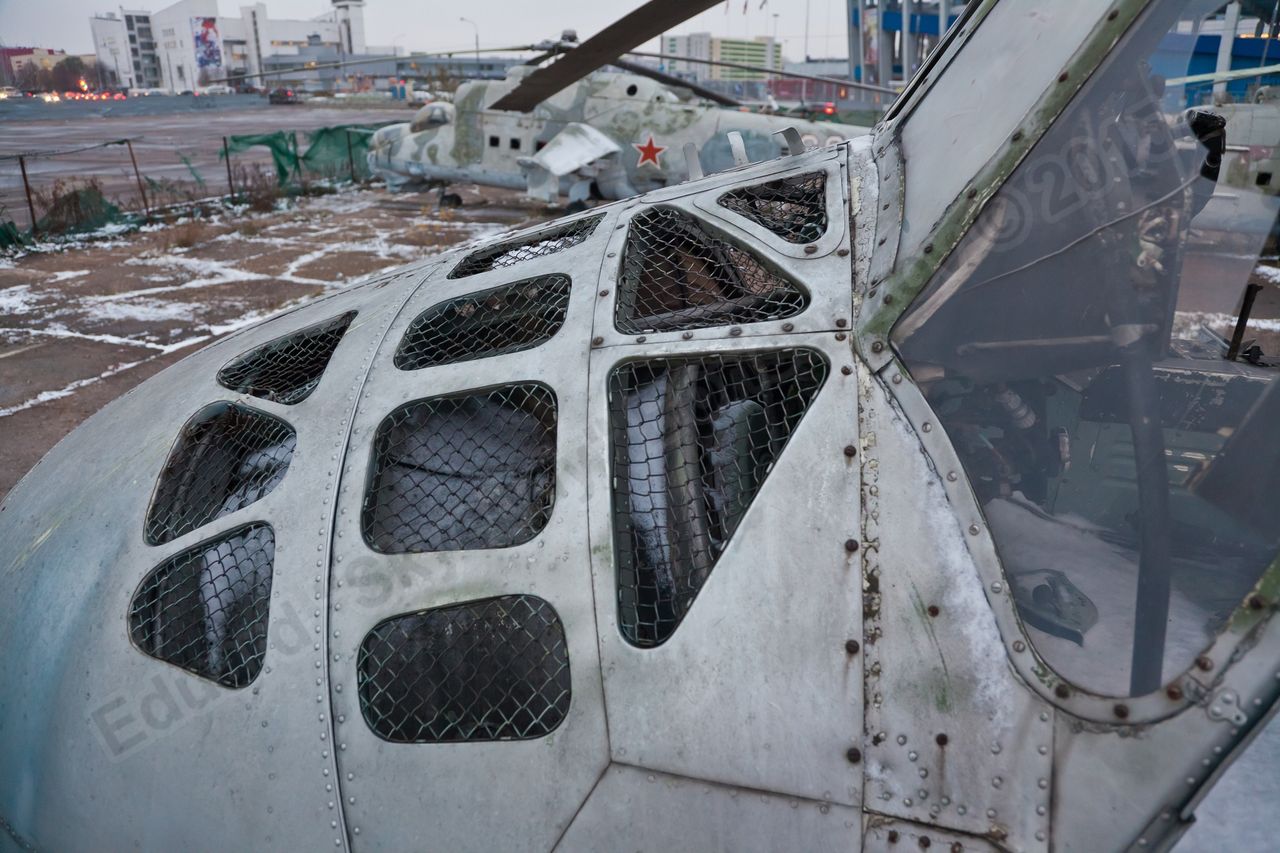 Mi-4_Khodynka_0019wtmk.jpg