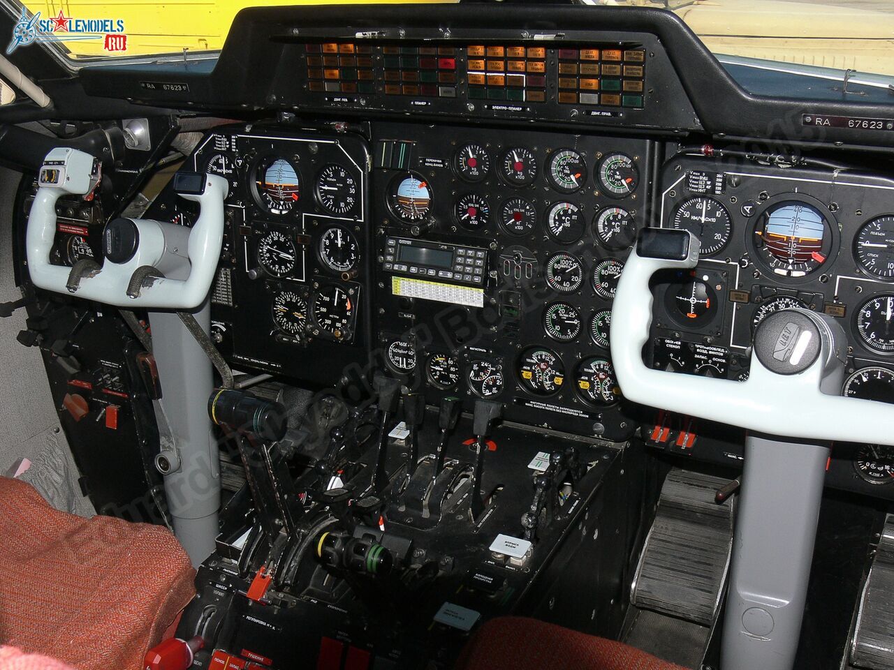 Let_L-410UVP-E_RA-67623_0004.jpg