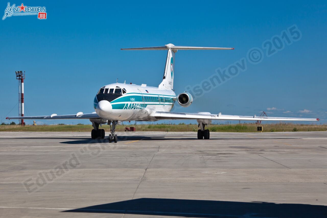 Tu-134B-3_RA-65715_0000.jpg