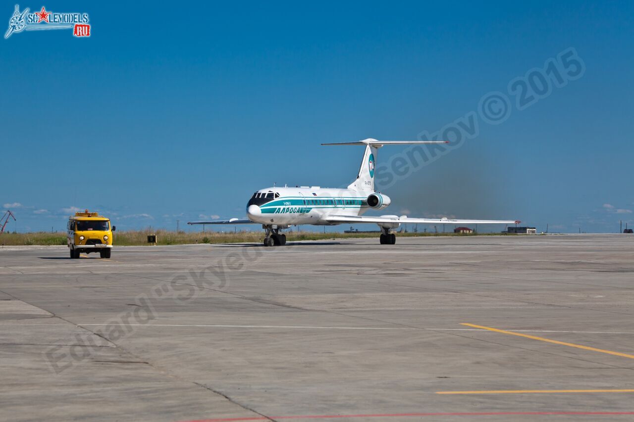 Tu-134B-3_RA-65715_0001.jpg
