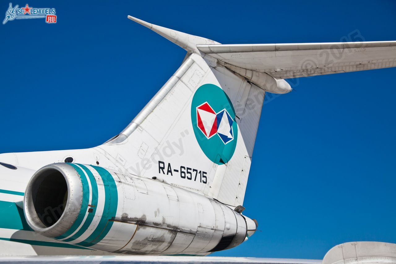 Tu-134B-3_RA-65715_0010.jpg