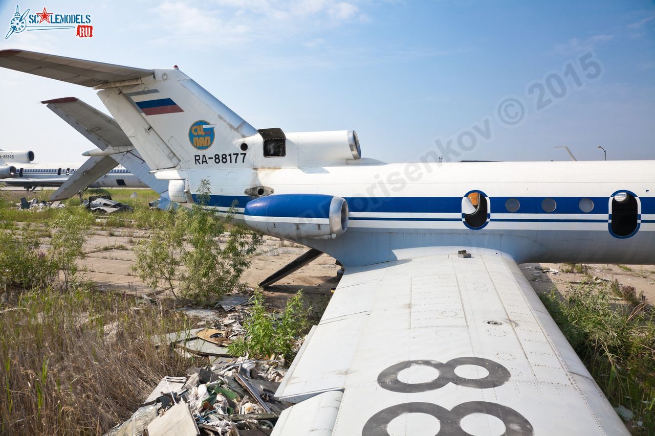 Yak-40_RA-88177_0035.jpg