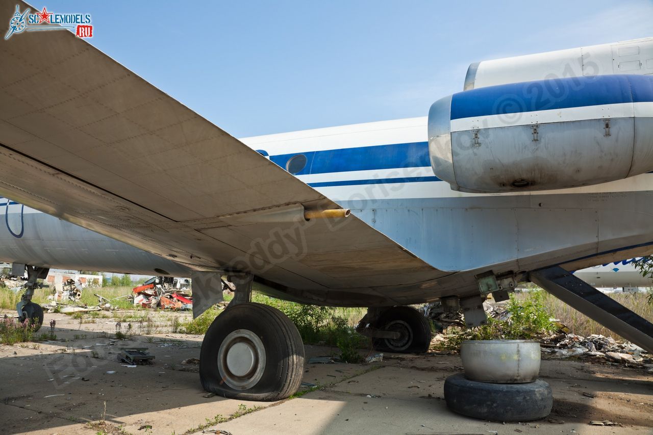 Yak-40_RA-88177_0059.jpg