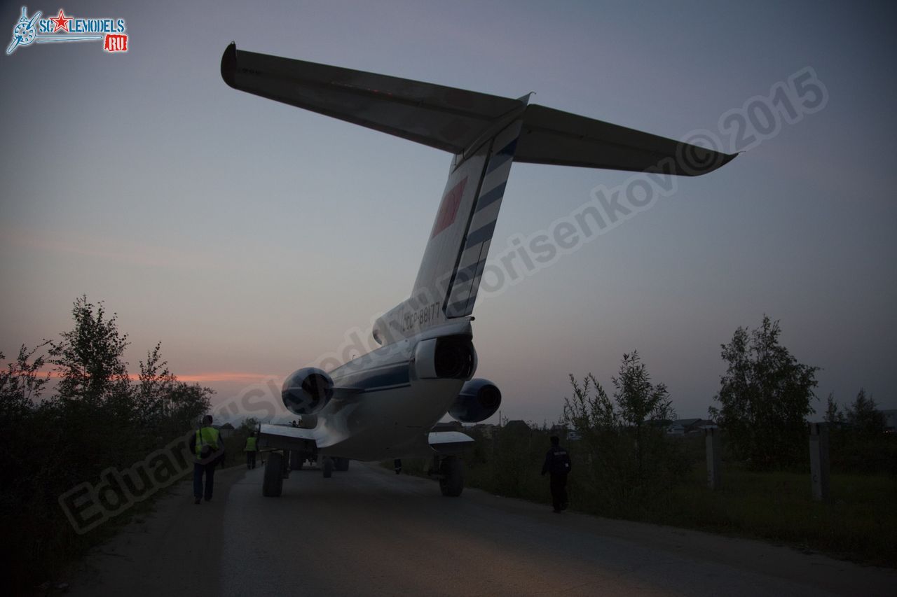 Yak-40_RA-88177_0096.jpg