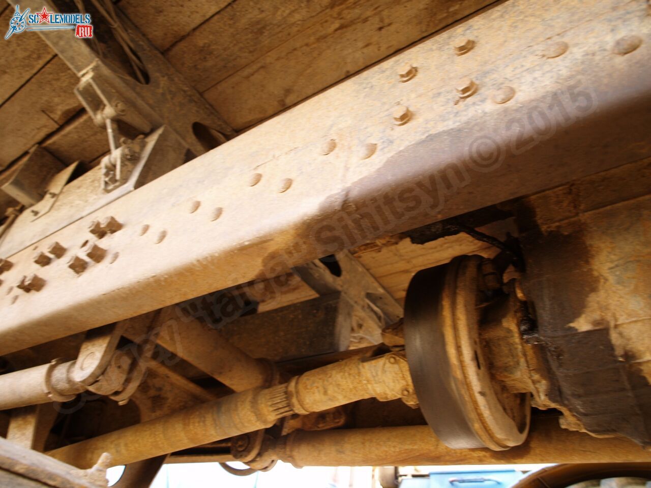 Ural_on_treads_0043.jpg