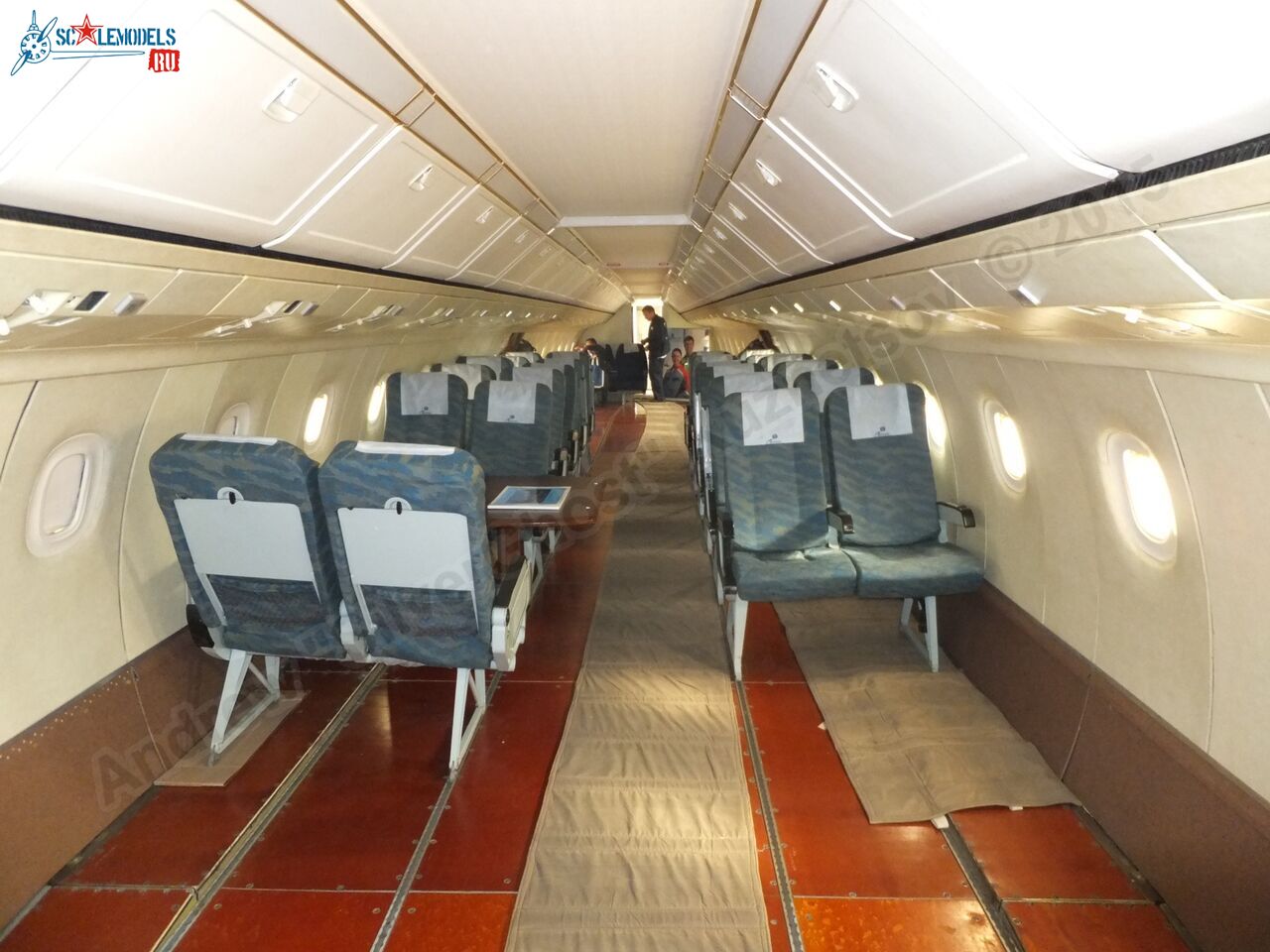 Tu-144D_USSR-77115_0003.jpg