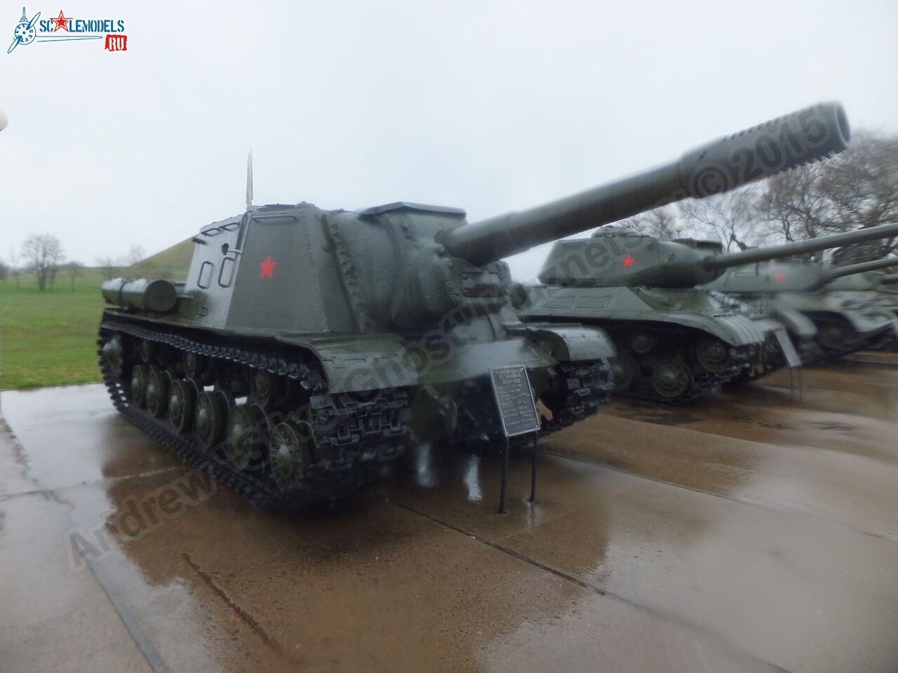 ISU-152_0008.jpg
