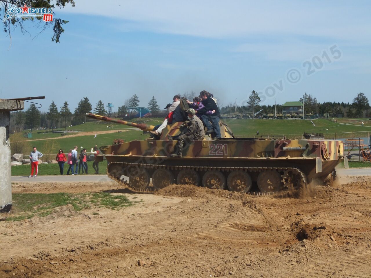 PT-76_0005.jpg