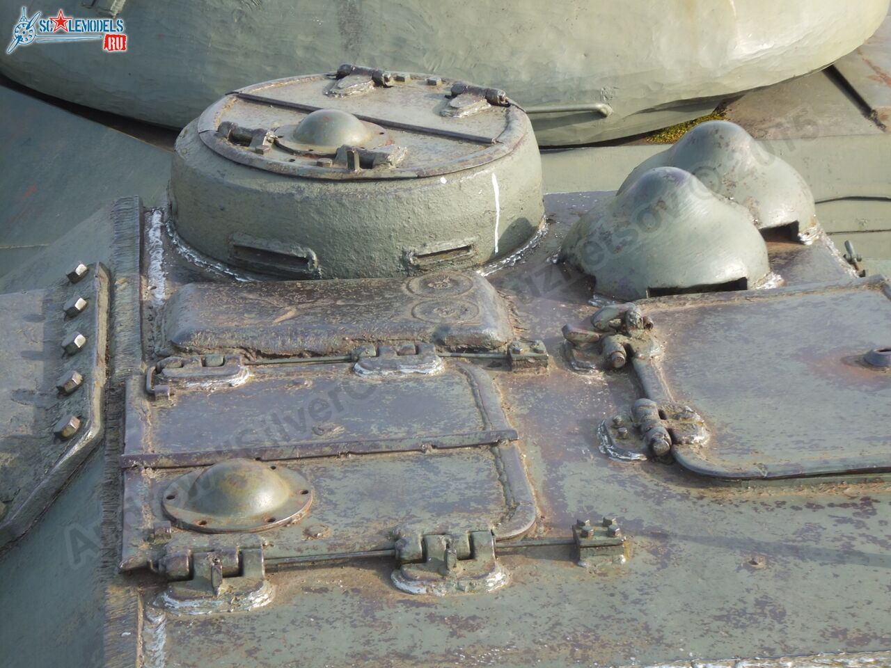 Su-100_0010.jpg