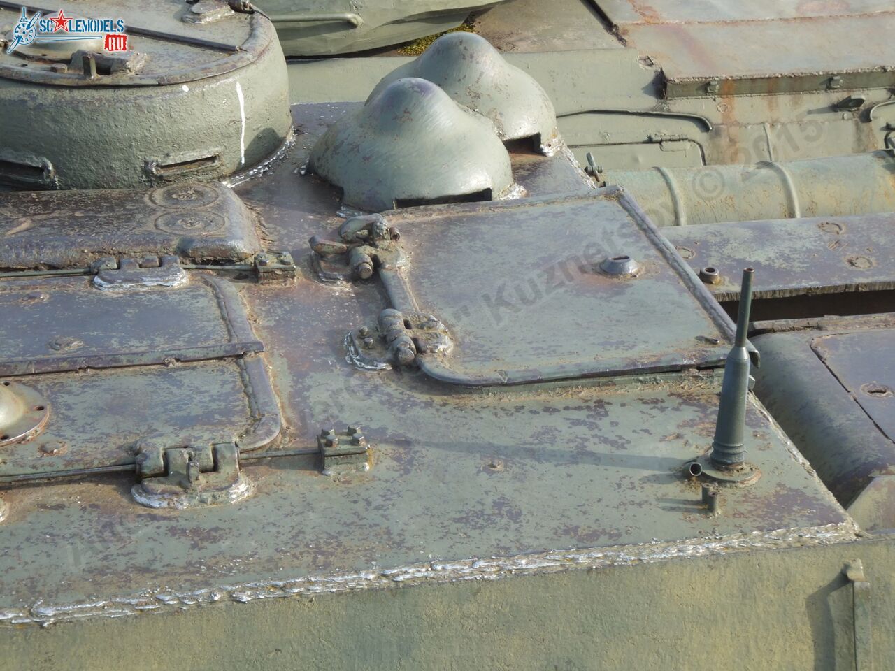 Su-100_0011.jpg