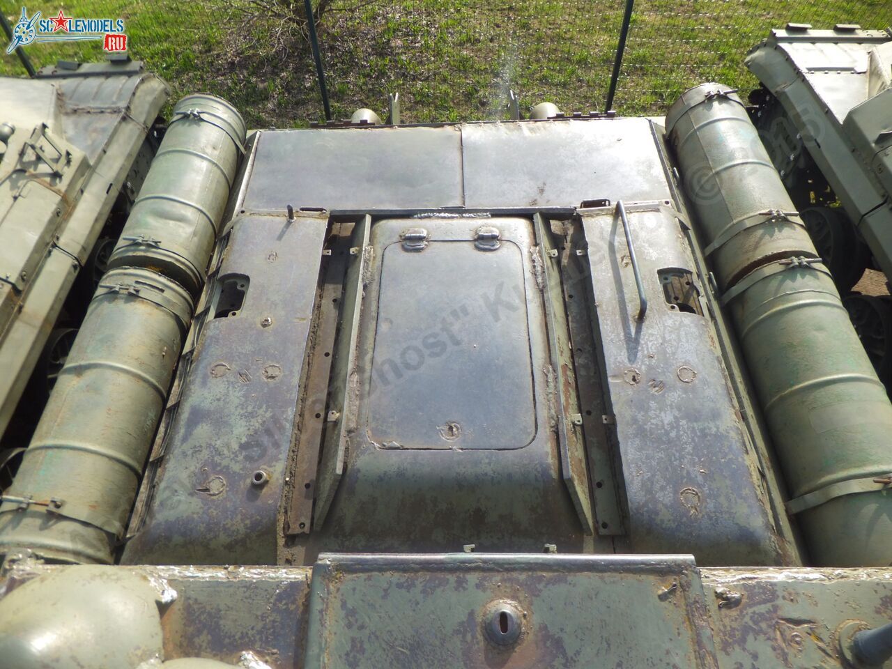 Su-100_0028.jpg