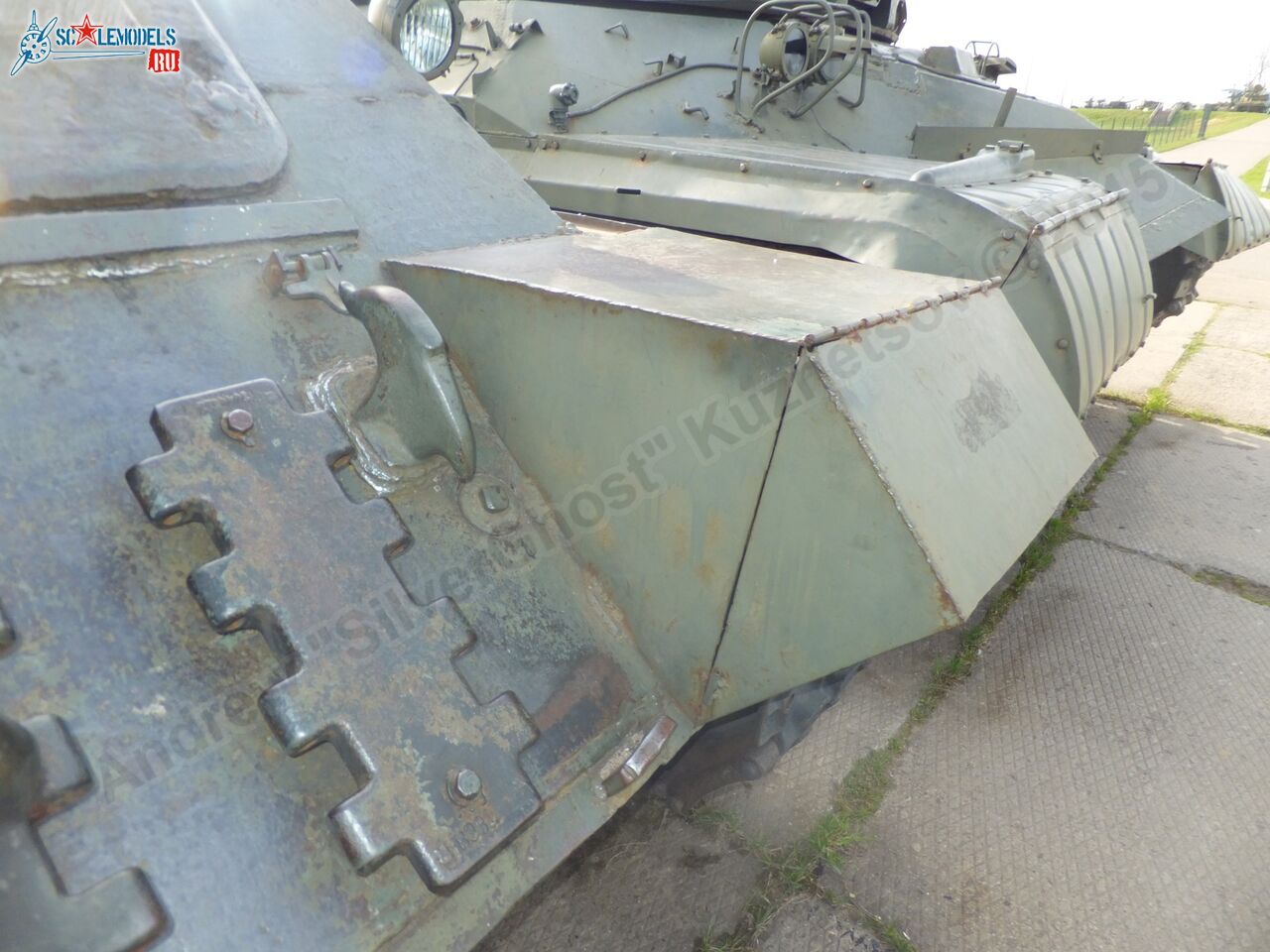 Su-100_0052.jpg