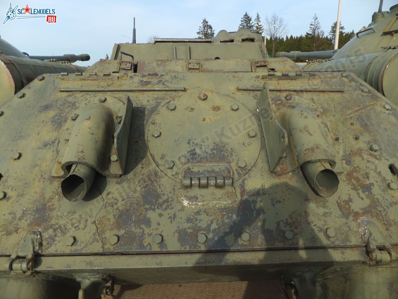 Su-100_0063.jpg