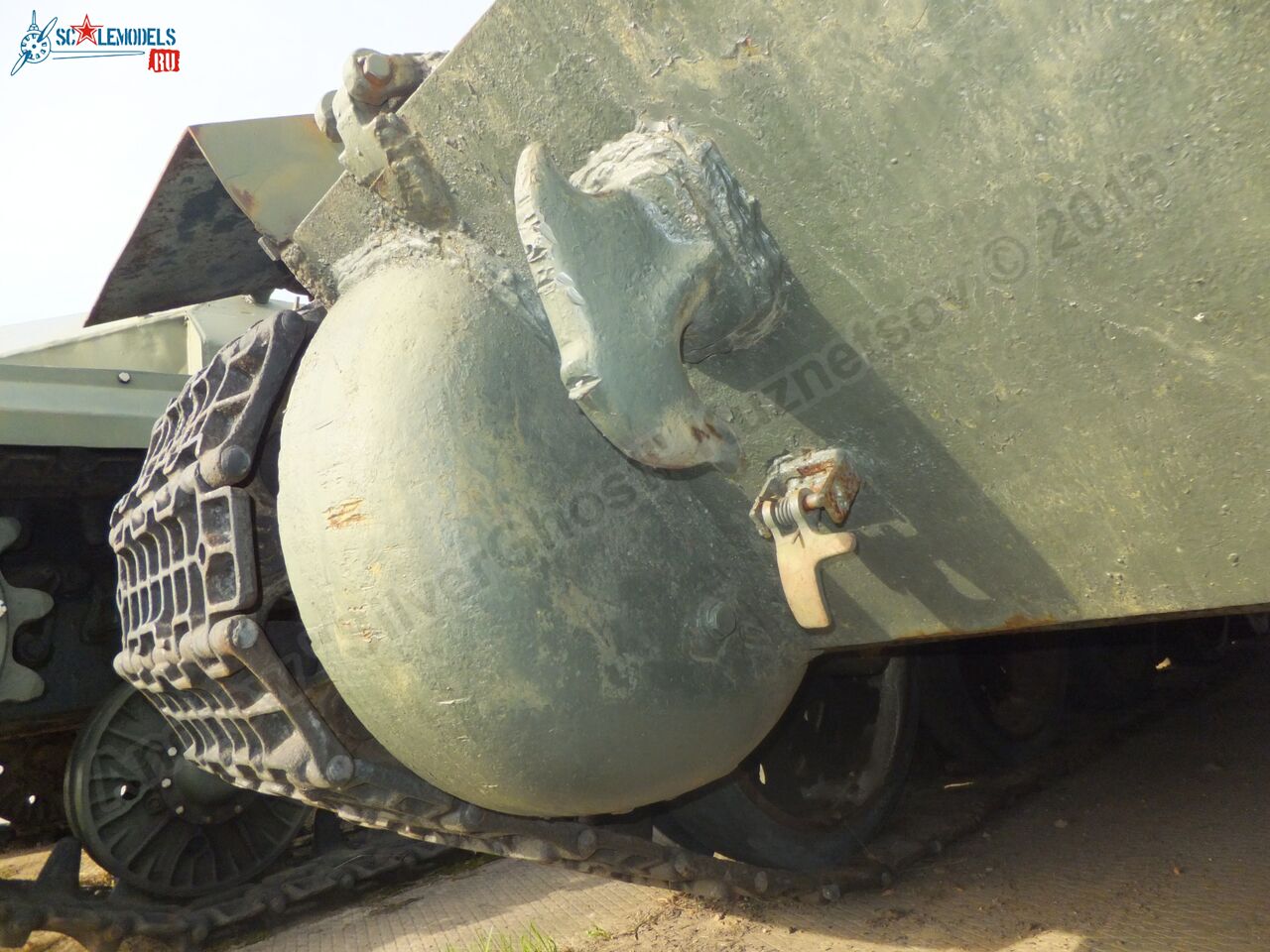 Su-100_0072.jpg