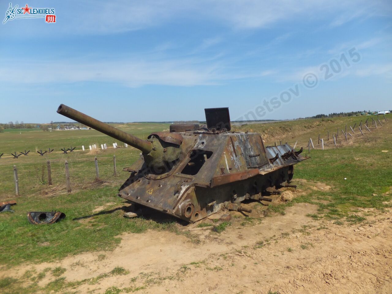 Damaged_SU-100_0000.jpg