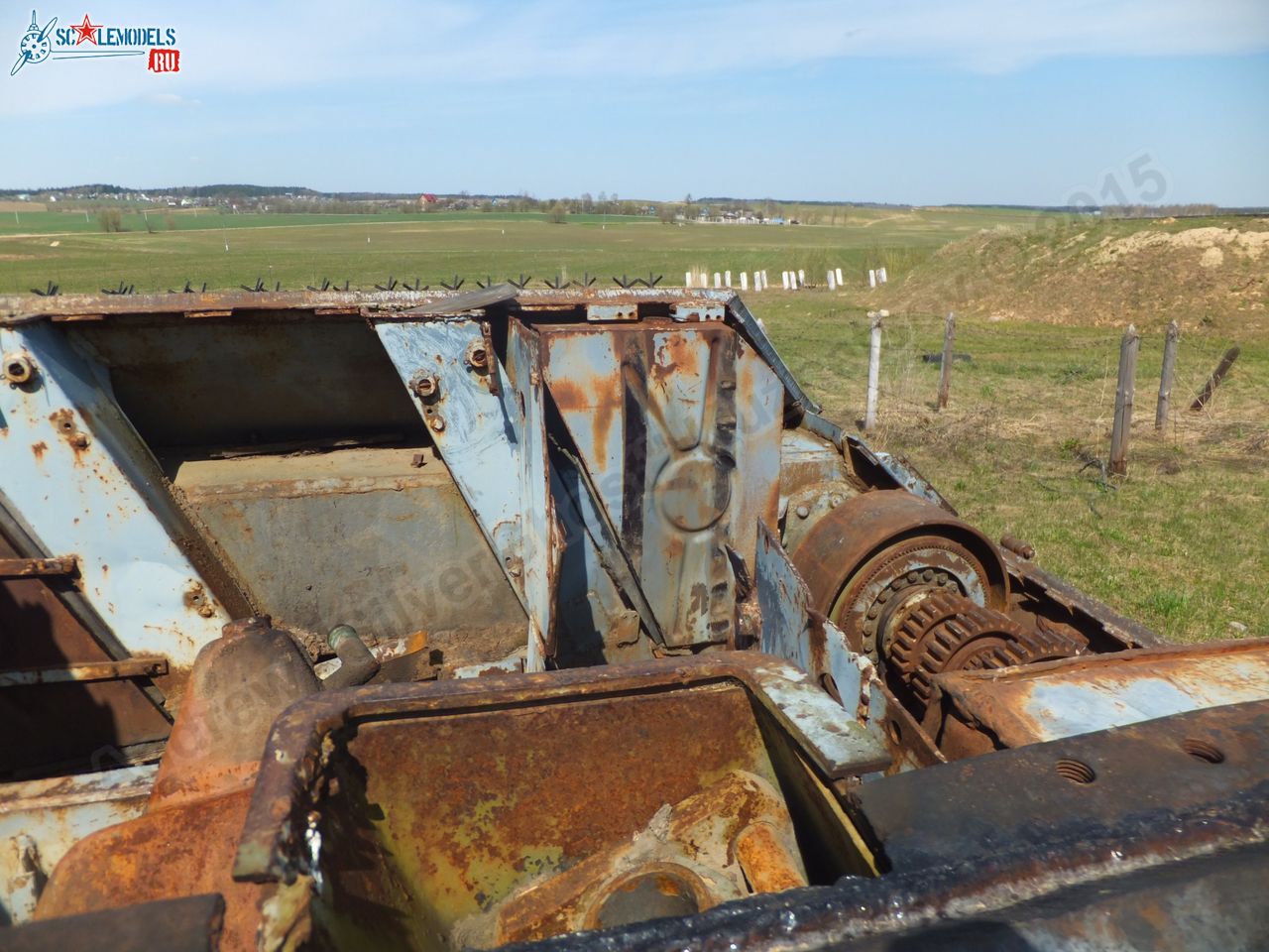 Damaged_SU-100_0010.jpg