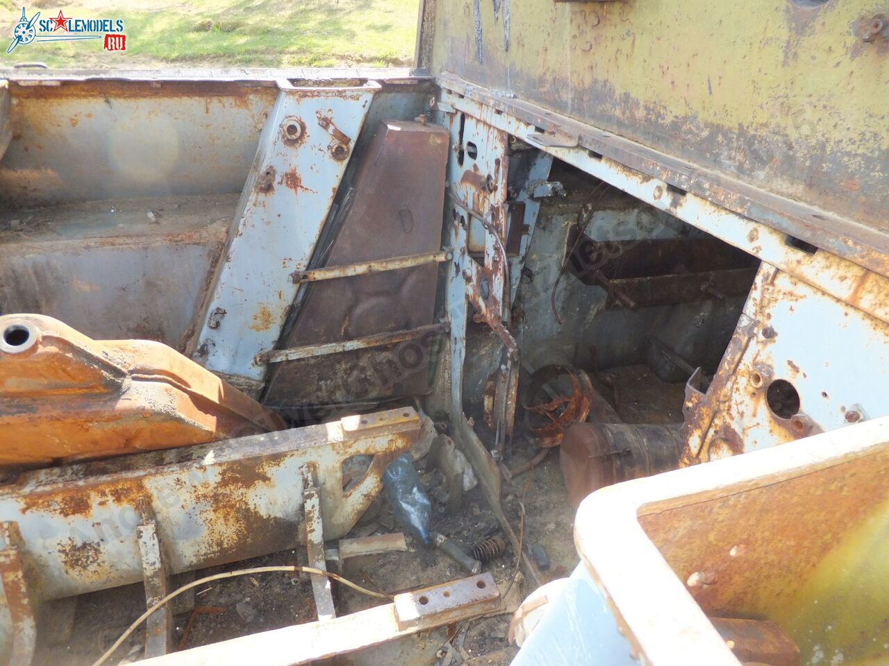 Damaged_SU-100_0024.jpg